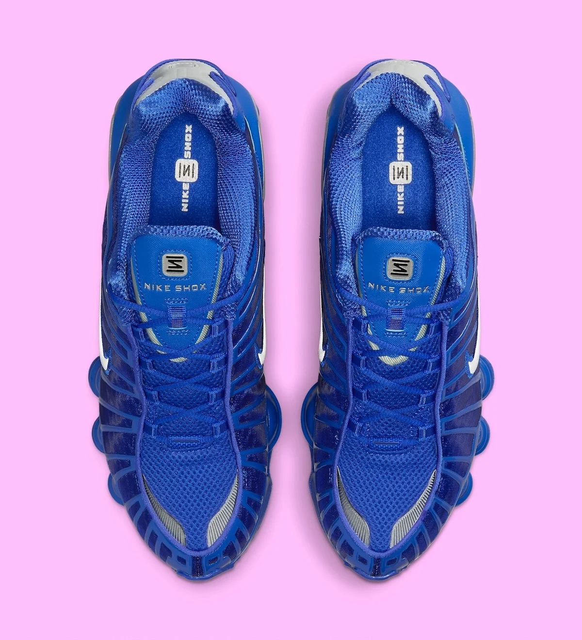 Nike Shox TL Hyper Royal 5 Pour l'automne, la Nike Shox TL « Hyper Royal » revient avec de superbes accents argent métallisé