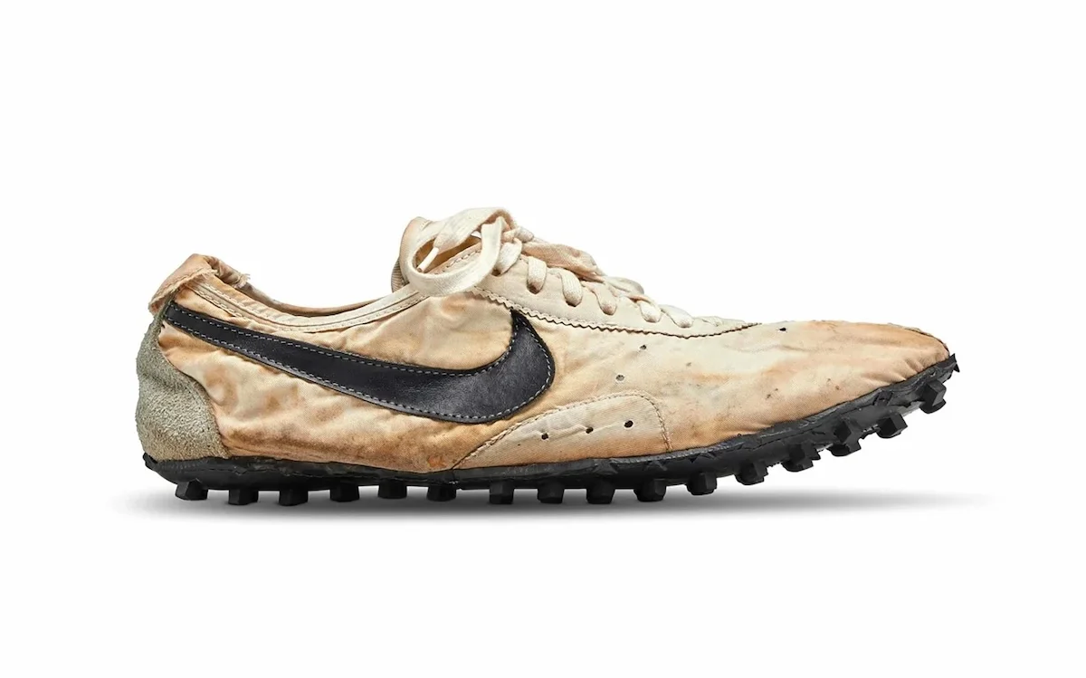 Nike x JacuMoon Shoe 3 La chaussure Nike x JacuMoon Shoe rend hommage à l'héritage historique de la Waffle Racing