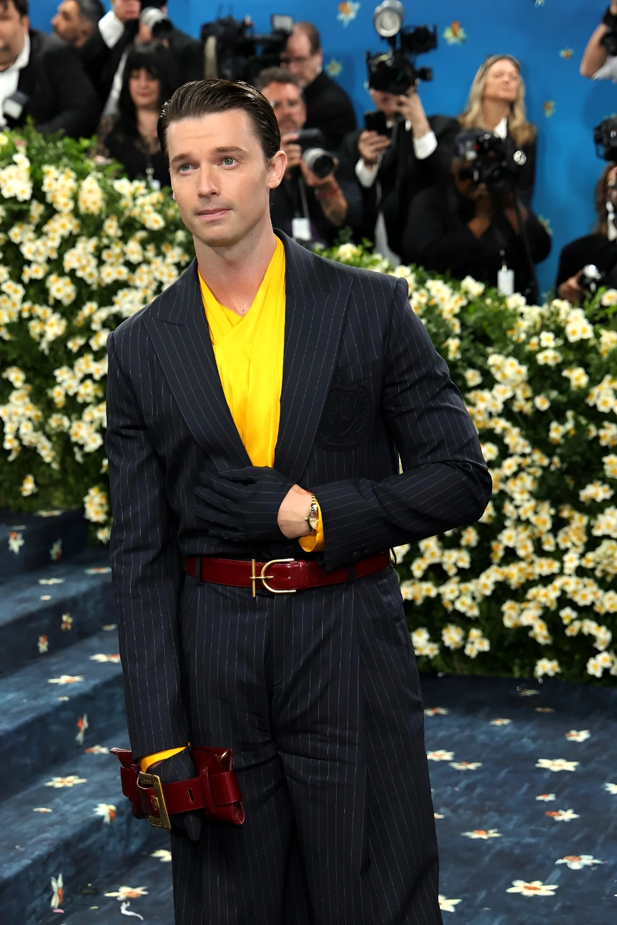 OMEGA Met Gala 2025 Patrick Schwarzenegger Les montres OMEGA brillent lors du Met Gala 2025