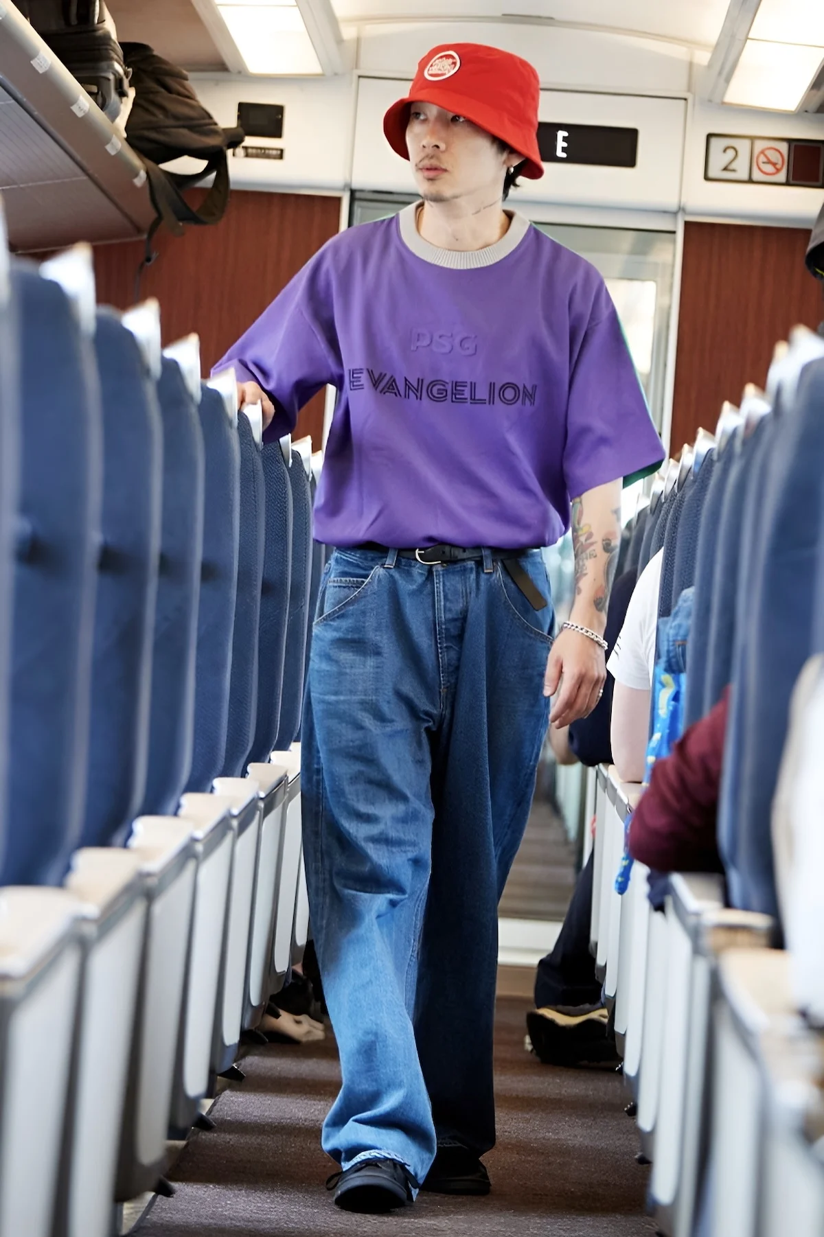 Paris Saint Germain x Evangelion 7 Le Paris Saint-Germain lance une collection capsule en collaboration avec l'anime culte Evangelion