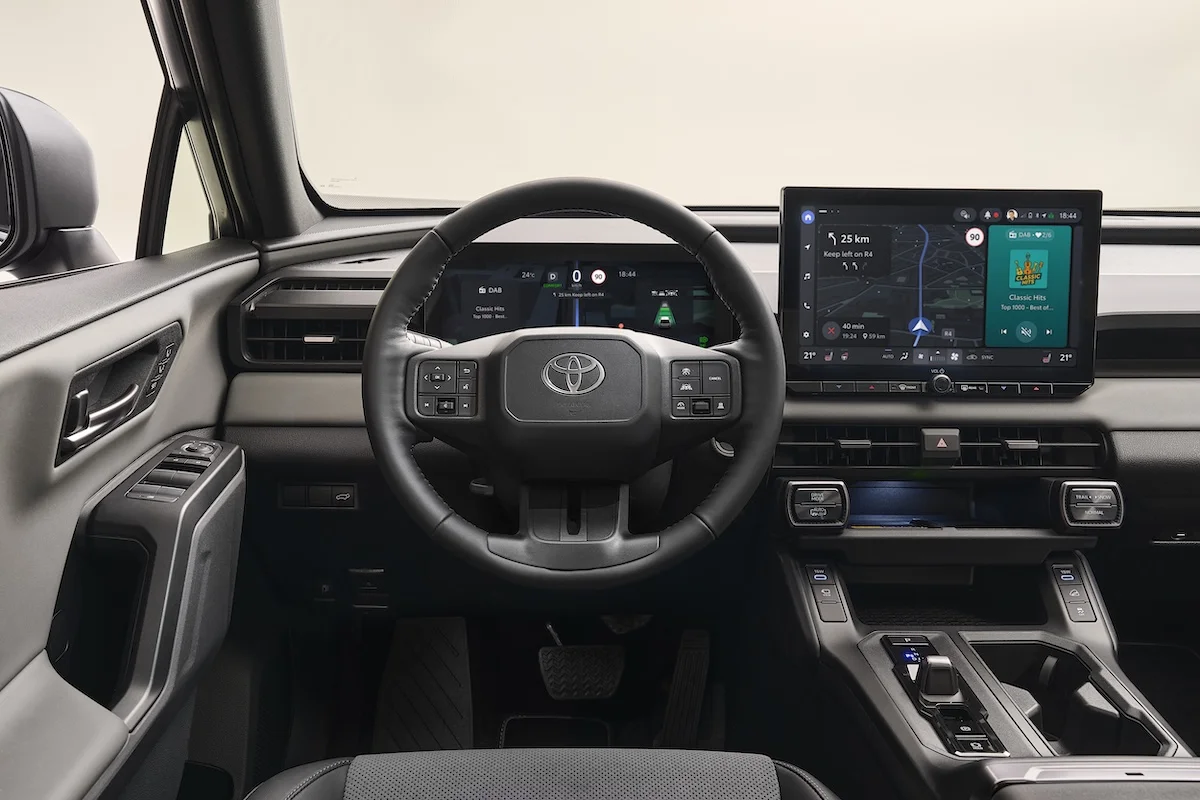 Toyota RAV4 3 La nouvelle Toyota RAV4 2025 débarque avec une technologie hybride plus performante