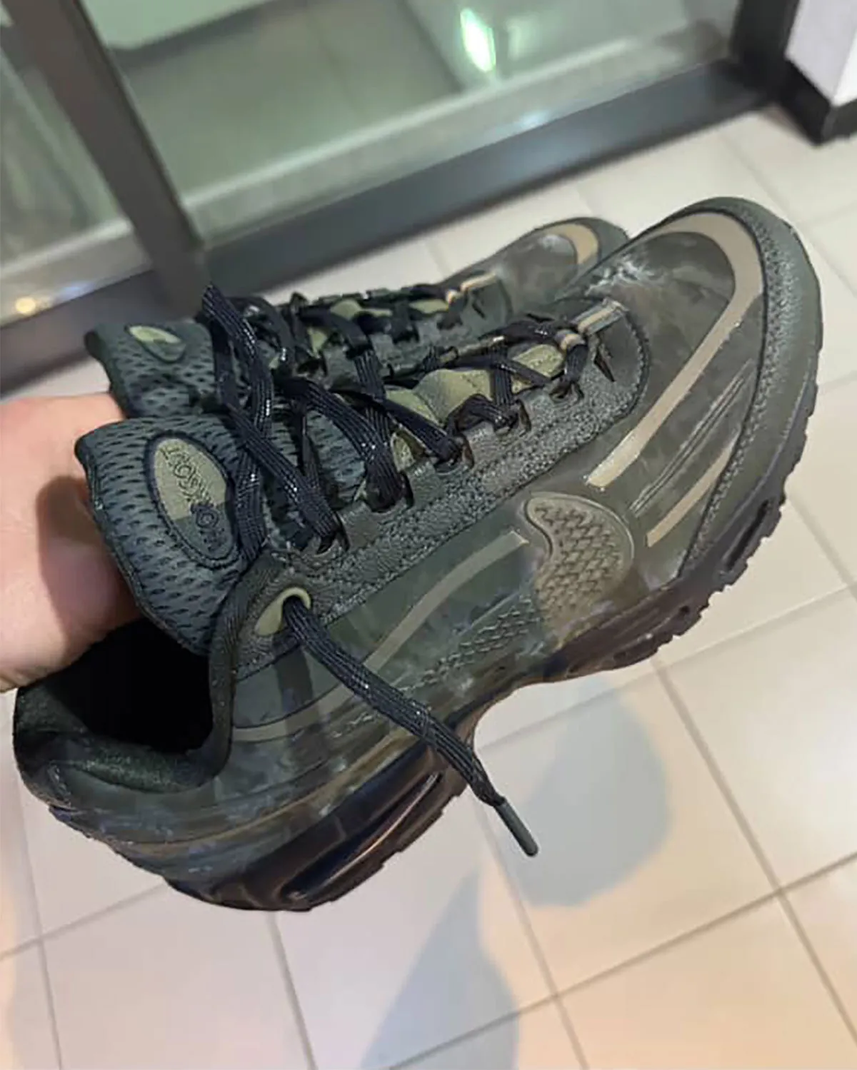 Worksout x Nike Air Max 95 1 La Worksout x Nike Air Max 95 « Uniform » sera disponible dans le monde entier en édition très limitée