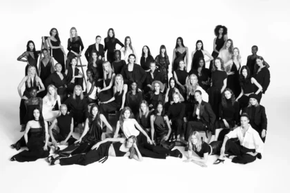 Pour célébrer ses 50 ans, Zara présente un court-métrage spectaculaire signé Steven Meisel