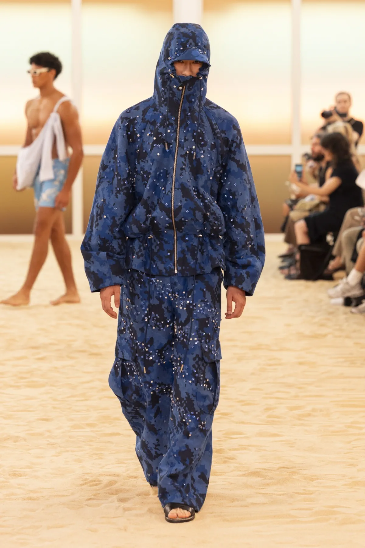 La collection Printemps 2026 de 3.PARADIS révèle une poésie du temps suspendu dans le désert