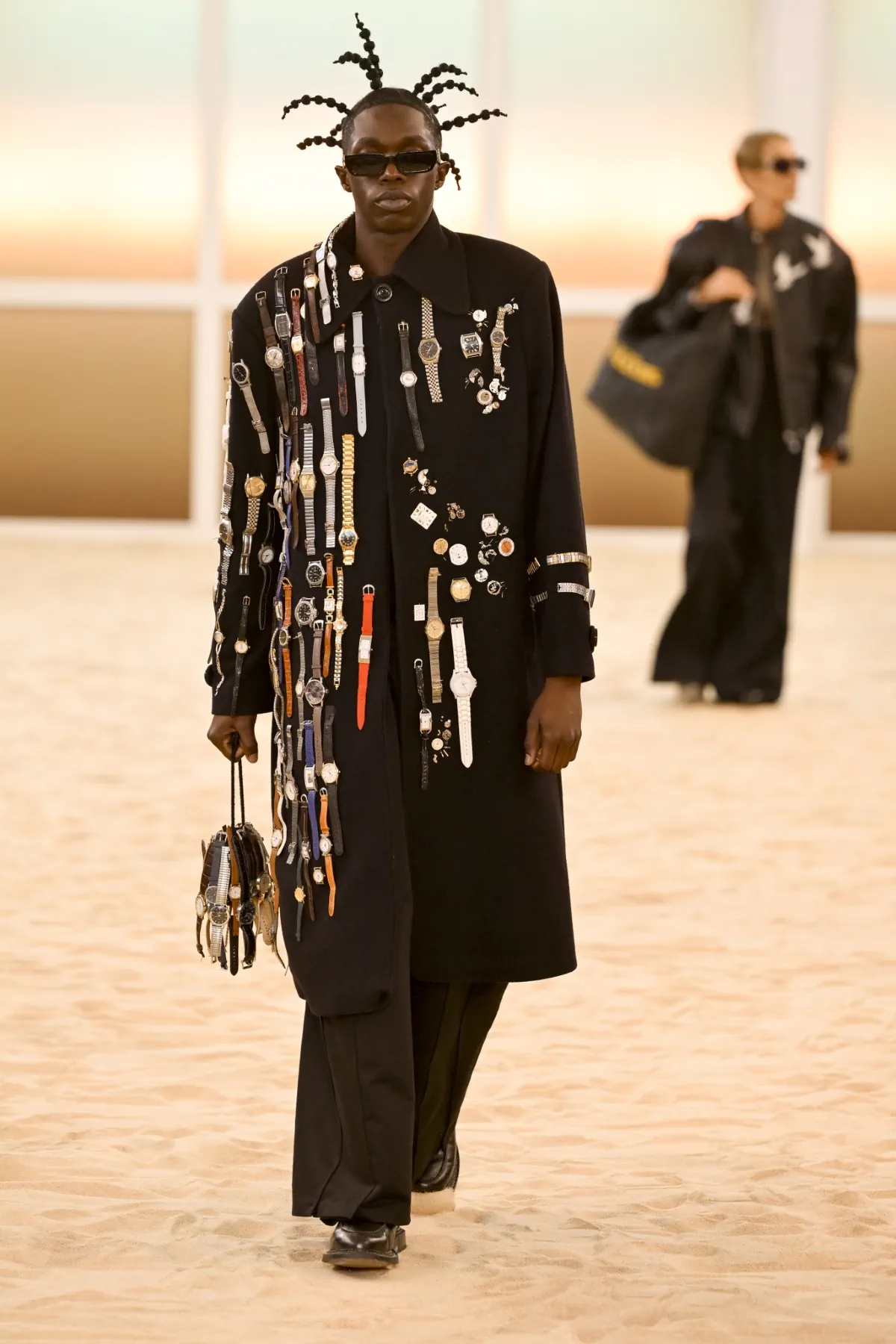 La collection Printemps 2026 de 3.PARADIS révèle une poésie du temps suspendu dans le désert