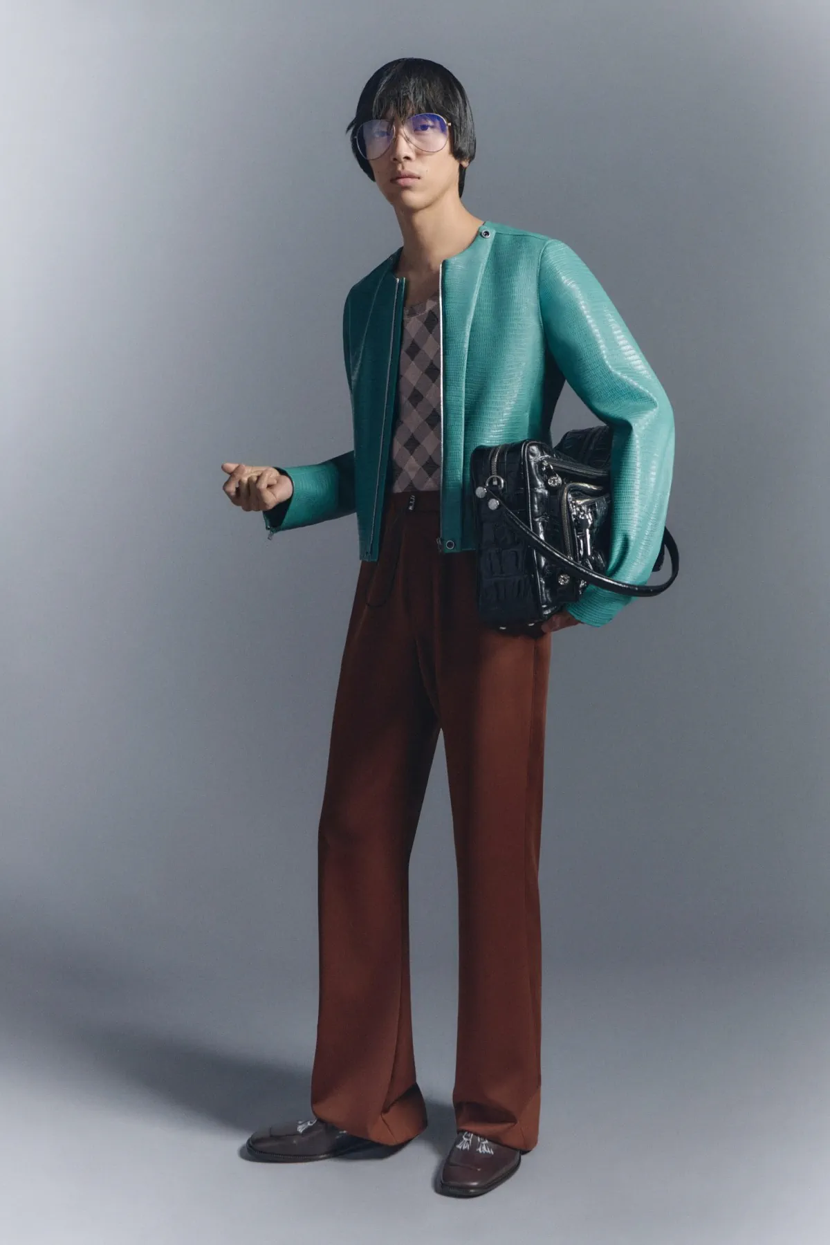 Printemps 2026 chez Acne Studios : un nouveau chapitre masculin