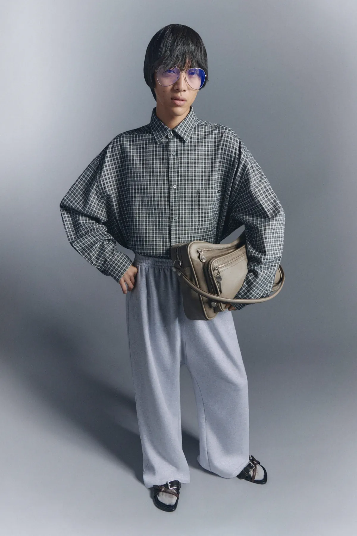 Printemps 2026 chez Acne Studios : un nouveau chapitre masculin