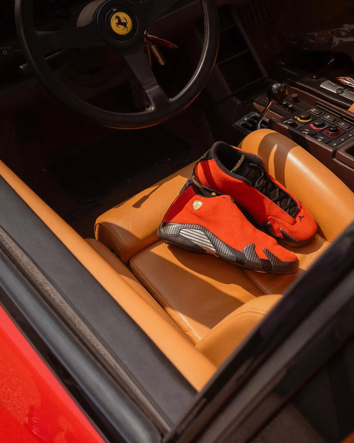 Air Jordan 14 Ferrari nouvelles images 4 Découvrez de nouvelles images de l'Air Jordan 14 « Ferrari » et où l’acheter