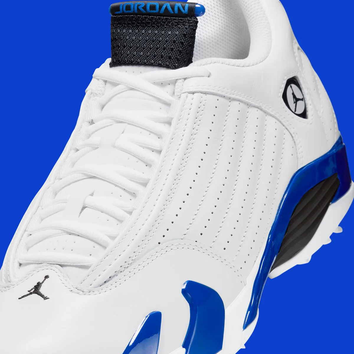 Air Jordan 14 Golf Hyper Royal 6 L'Air Jordan 14 Golf « Hyper Royal » débarque sur les greens pour révolutionner votre jeu