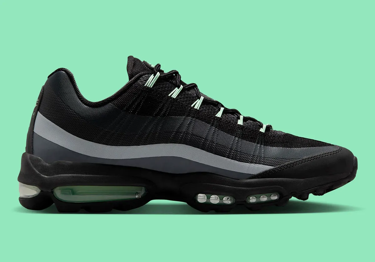 Air Max 95 Ultra Mint Foam 3 La Nike Air Max 95 « Ultra Mint » Foam arrive cet automne, avec ses touches de menthe