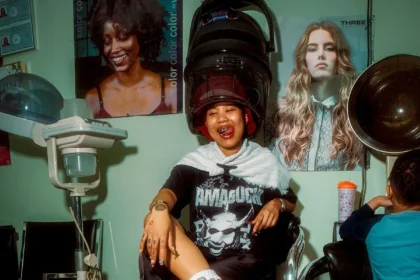 Pour août 2025, Awake NY revisite la Air Jordan 5 avec deux coloris audacieux