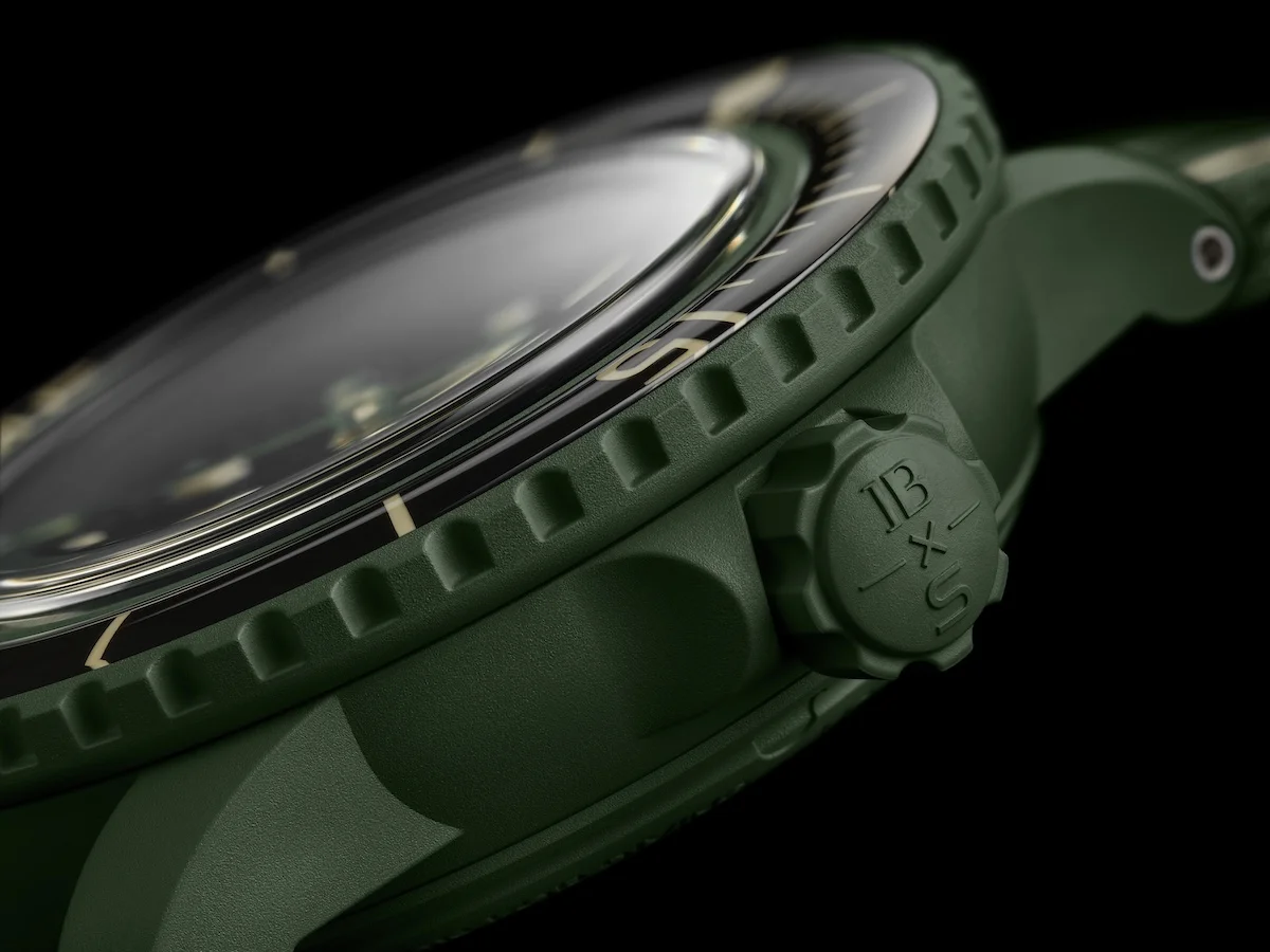 Blancpain x Swatch GREEN ABYSS 3 La nouvelle montre Blancpain x Swatch GREEN ABYSS adopte une esthétique militaire pour séduire les amateurs de plongée