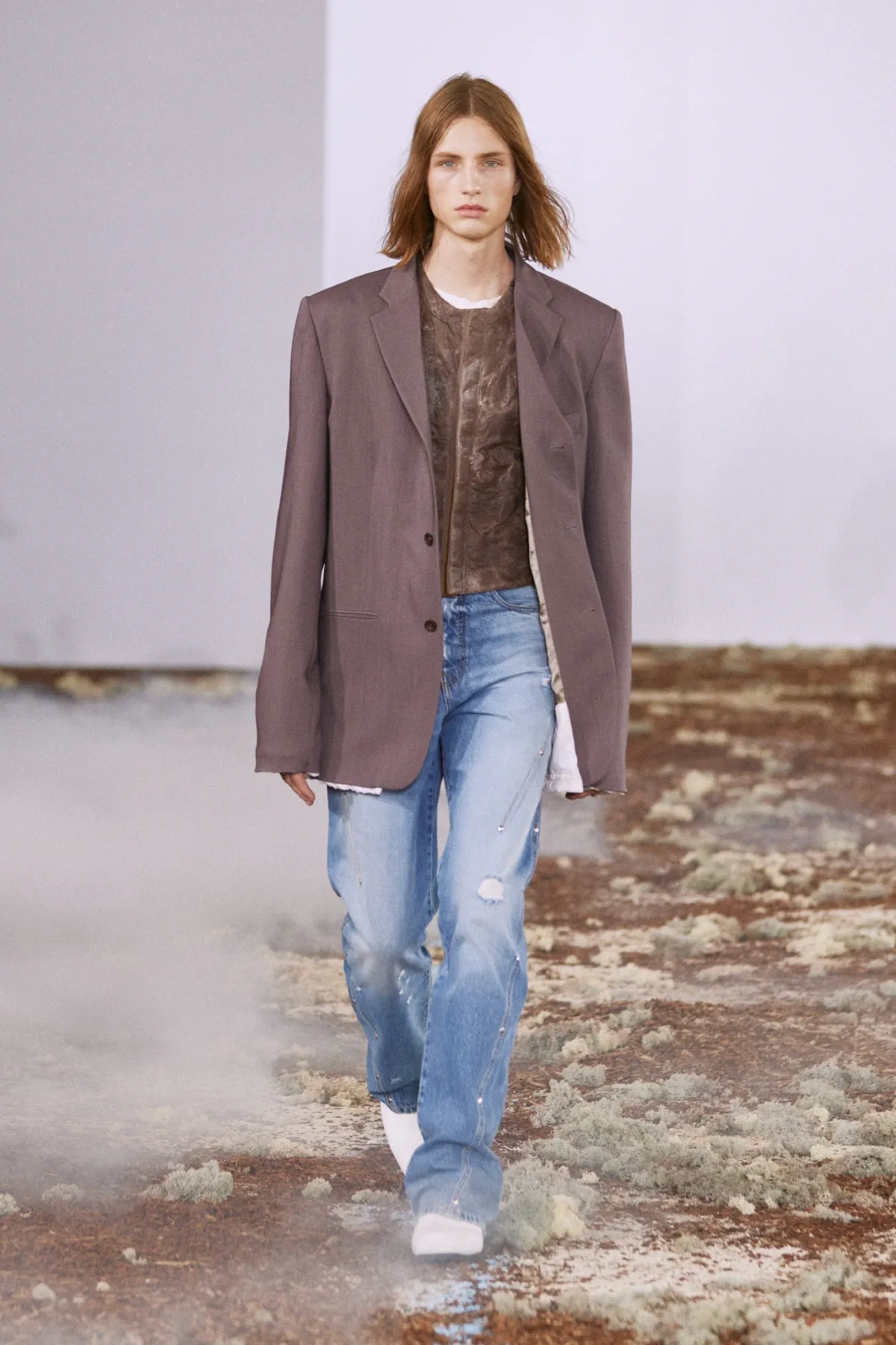 Anthony Alvarez Graff présente sa collection printemps 2026 de BLUEMARBLE, entre terre et ciel