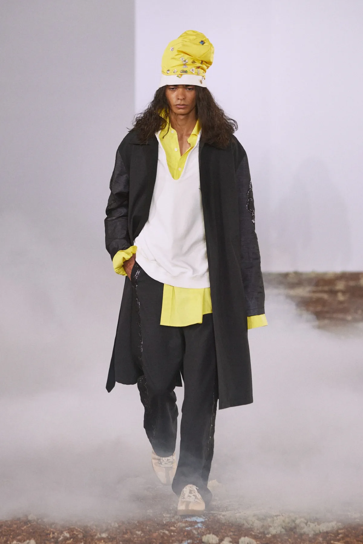 Anthony Alvarez Graff présente sa collection printemps 2026 de BLUEMARBLE, entre terre et ciel