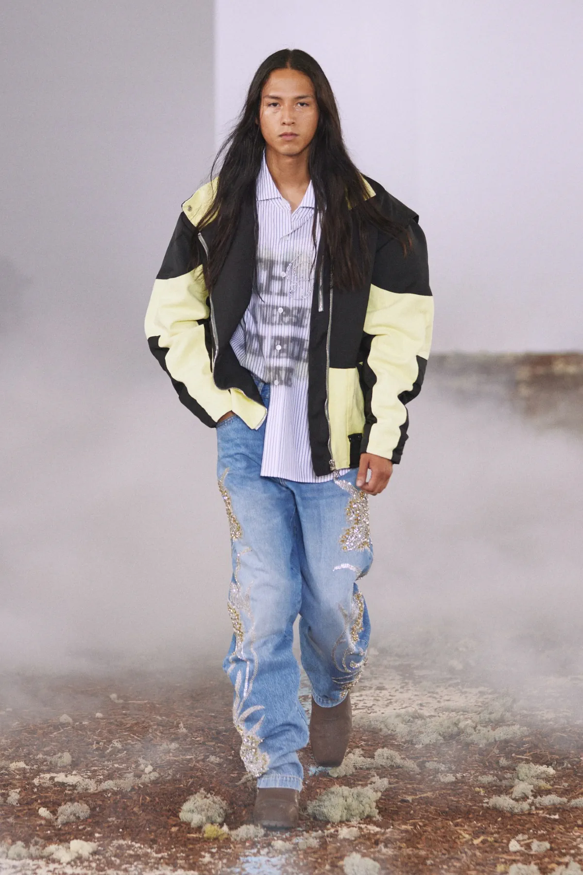 Anthony Alvarez Graff présente sa collection printemps 2026 de BLUEMARBLE, entre terre et ciel