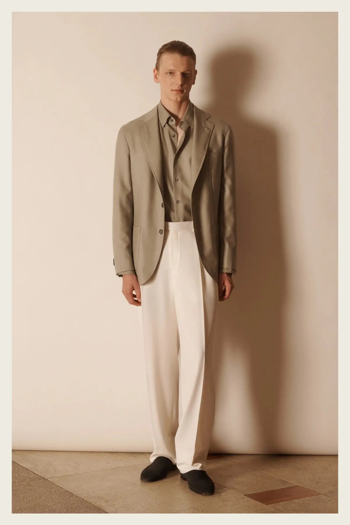 La collection Printemps 2026 de Brioni révèle l'excellence du tailleur italien