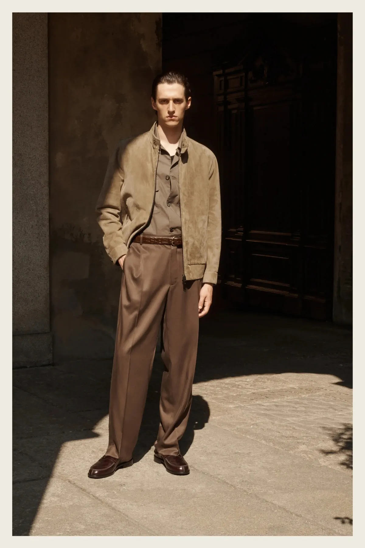 La collection Printemps 2026 de Brioni révèle l'excellence du tailleur italien
