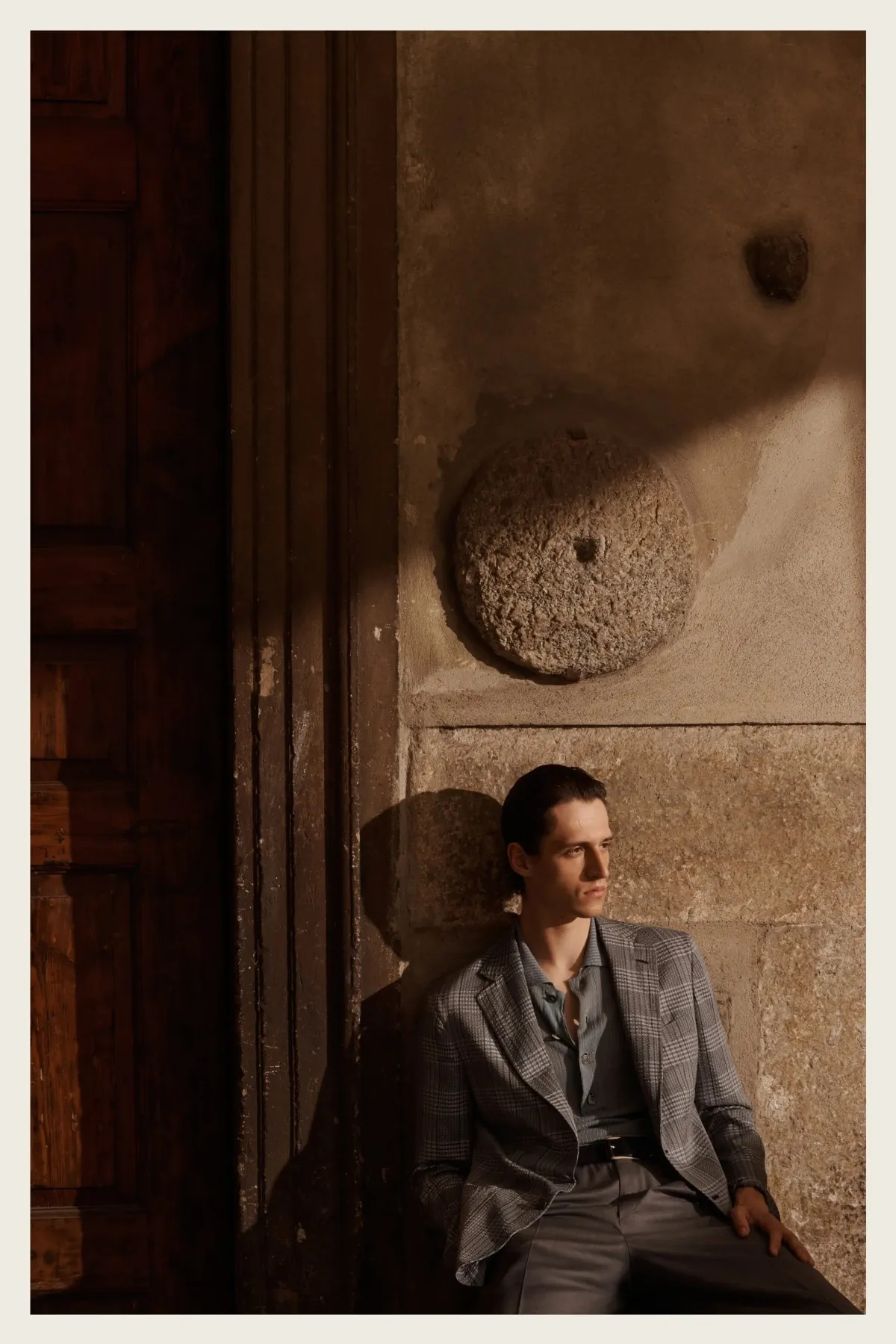 La collection Printemps 2026 de Brioni révèle l'excellence du tailleur italien