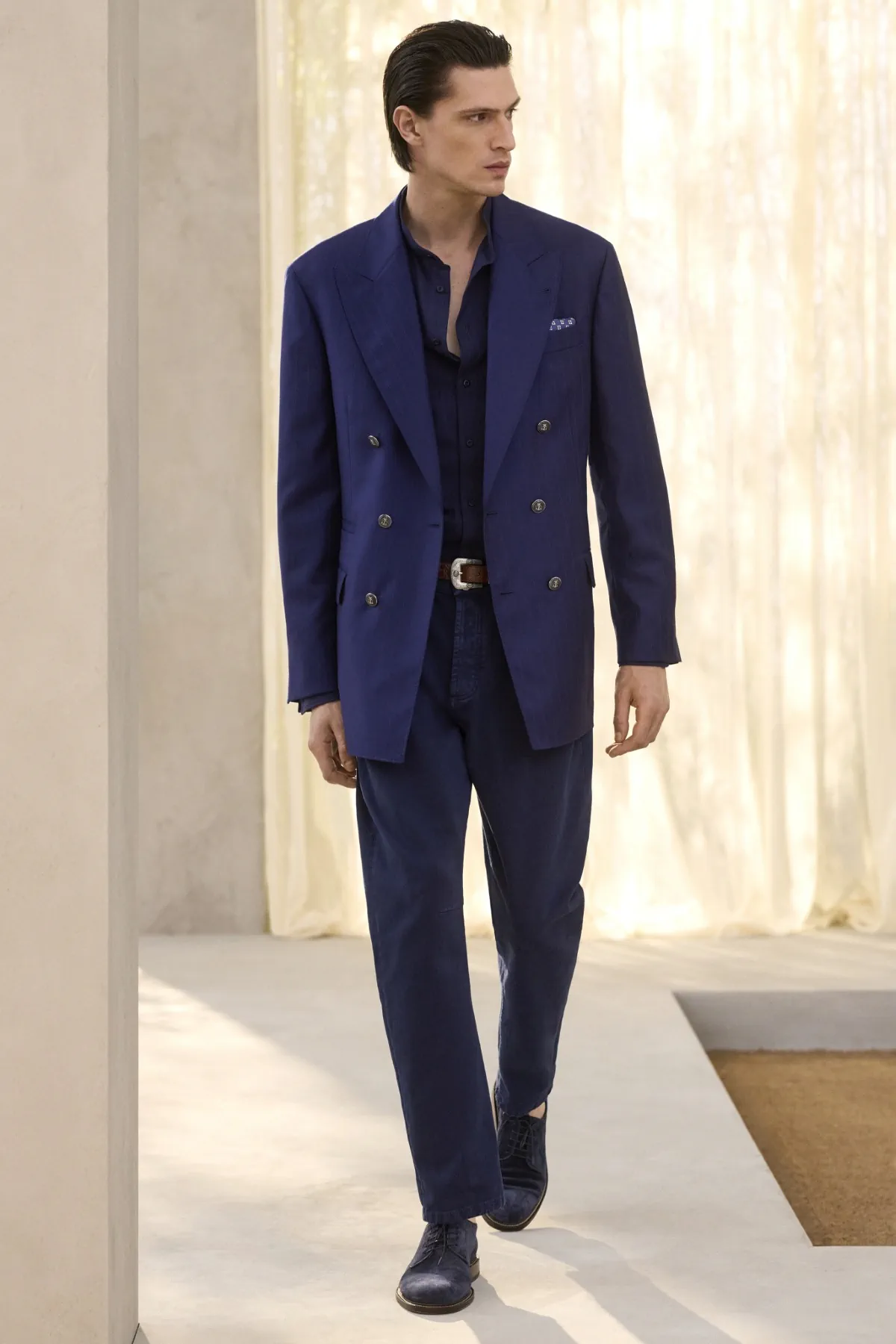 La collection Printemps 2026 de Brunello Cucinelli explore le territoire inédit de la fluidité