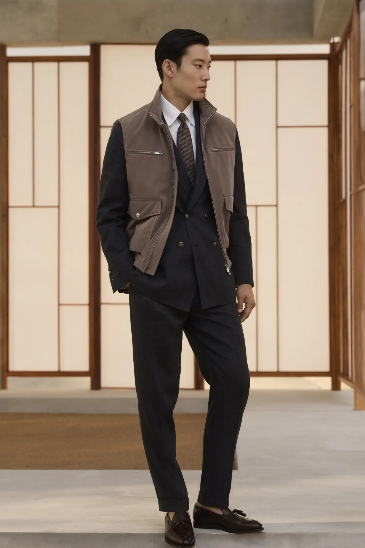 La collection Printemps 2026 de Brunello Cucinelli explore le territoire inédit de la fluidité