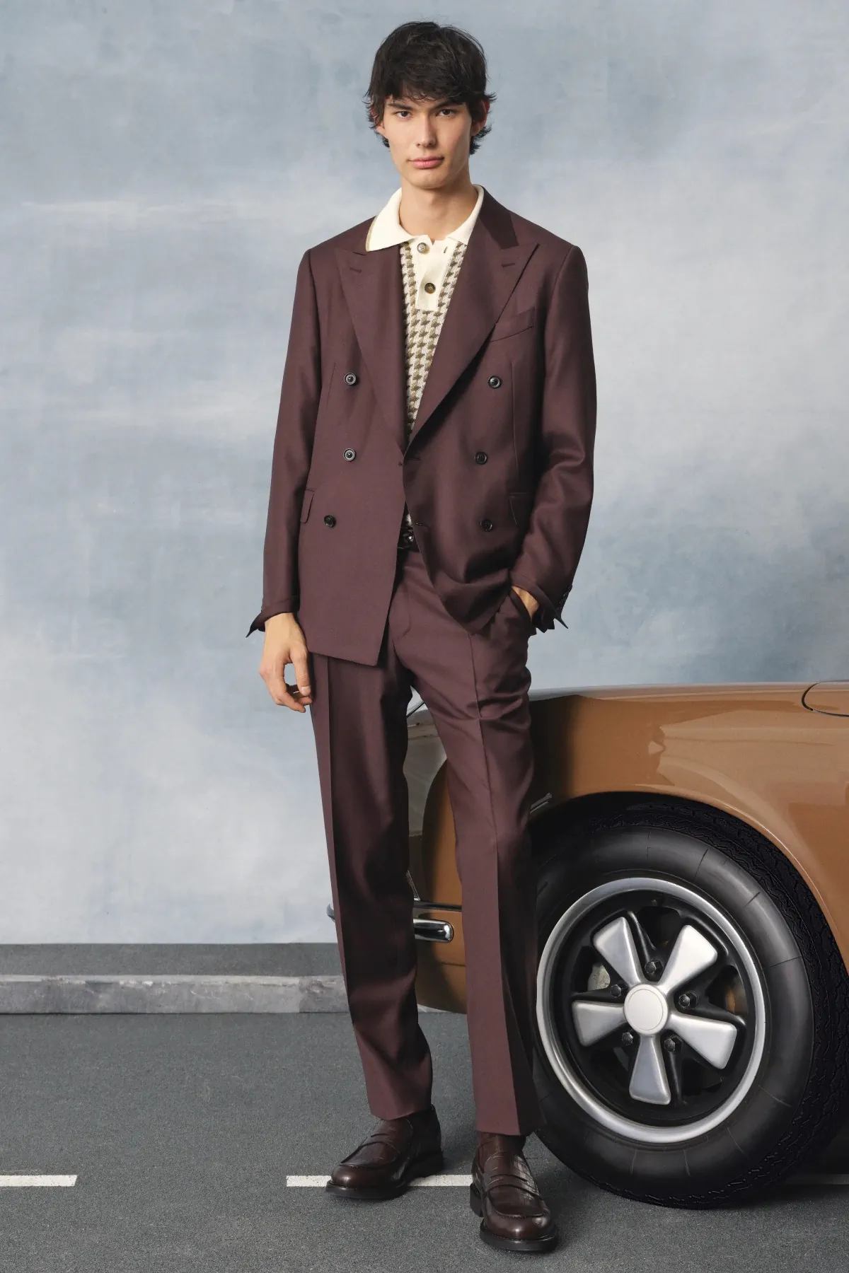La collection Printemps 2026 de Canali revisite l'élégance automobile italienne
