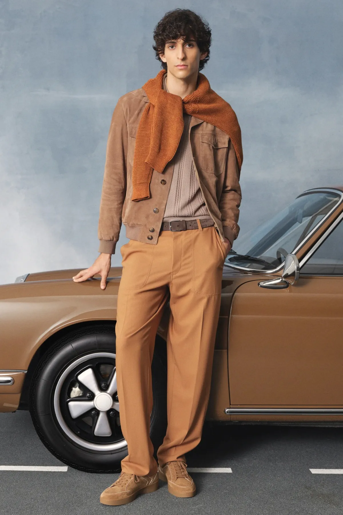 La collection Printemps 2026 de Canali revisite l'élégance automobile italienne