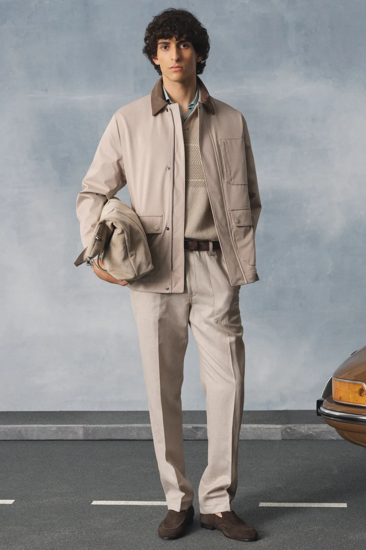La collection Printemps 2026 de Canali revisite l'élégance automobile italienne