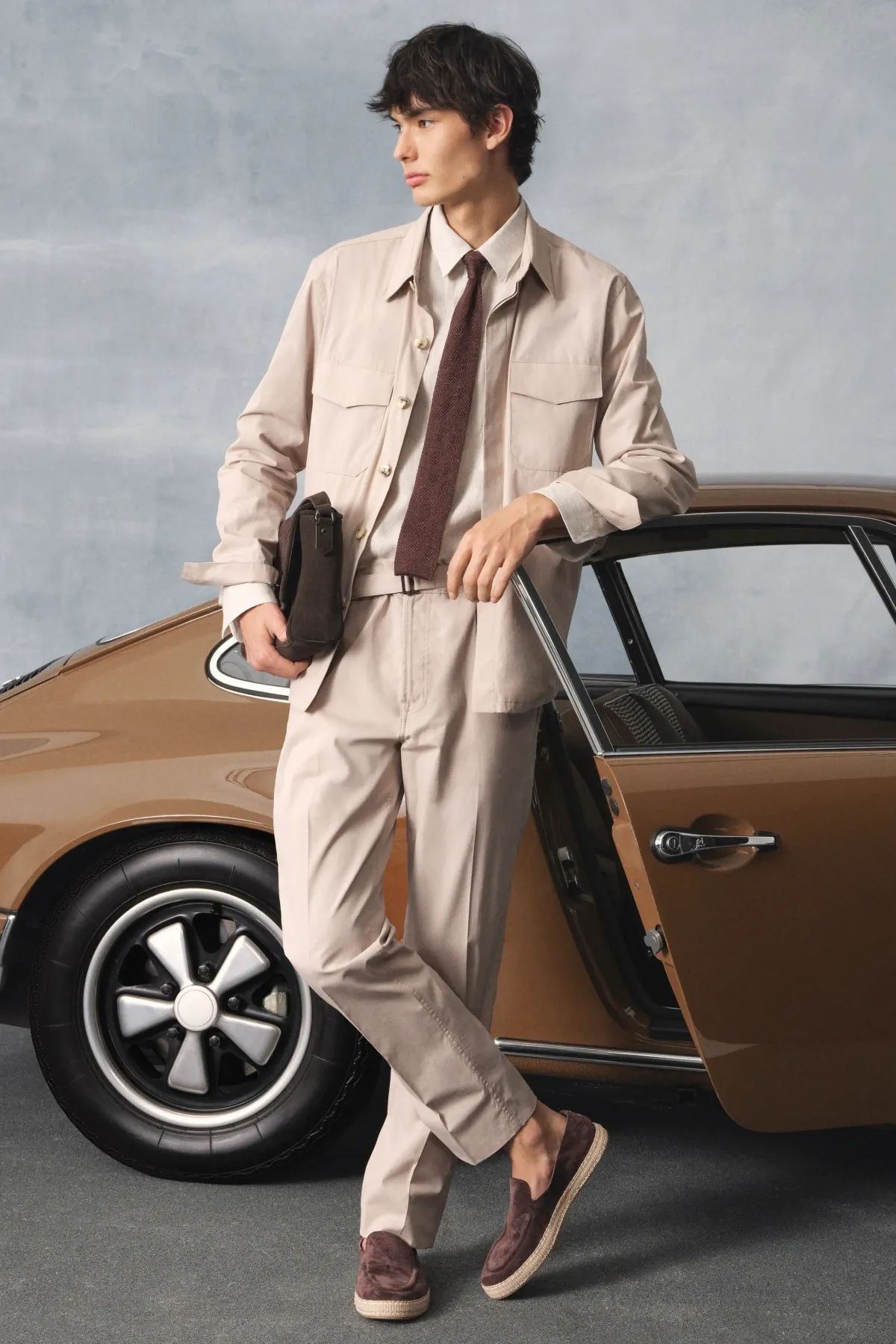 La collection Printemps 2026 de Canali revisite l'élégance automobile italienne