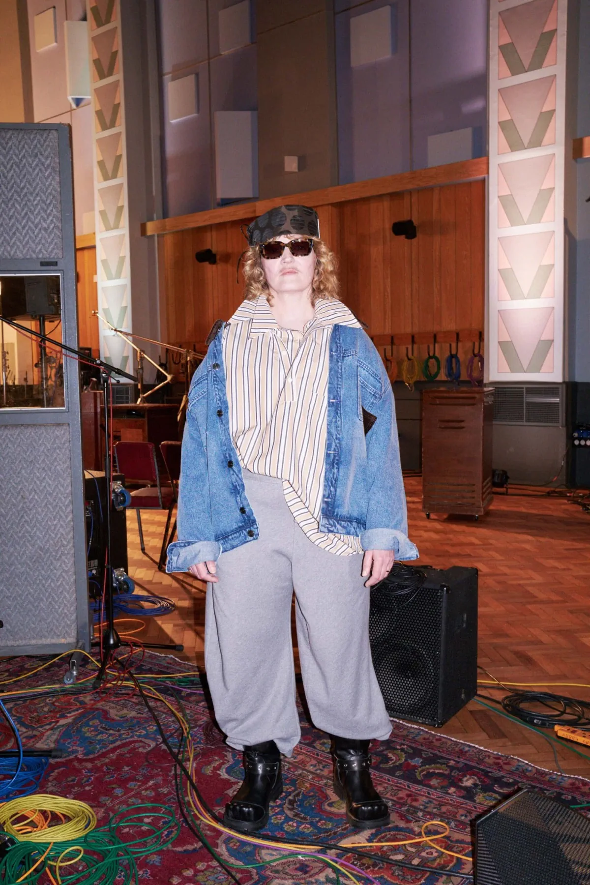 Pour le printemps 2026, Charles Jeffrey Loverboy redéfinit le vestiaire masculin aux Studios Abbey Road