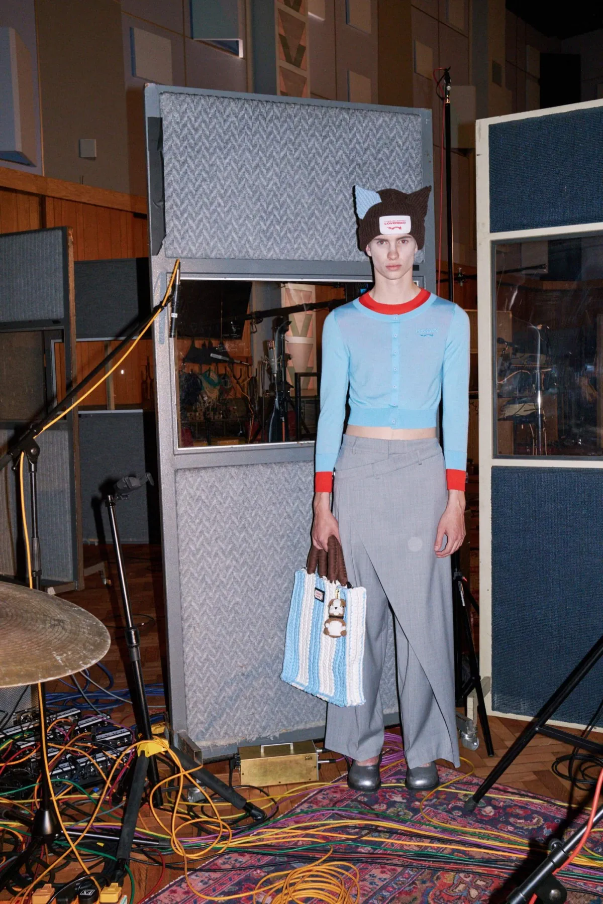 Pour le printemps 2026, Charles Jeffrey Loverboy redéfinit le vestiaire masculin aux Studios Abbey Road