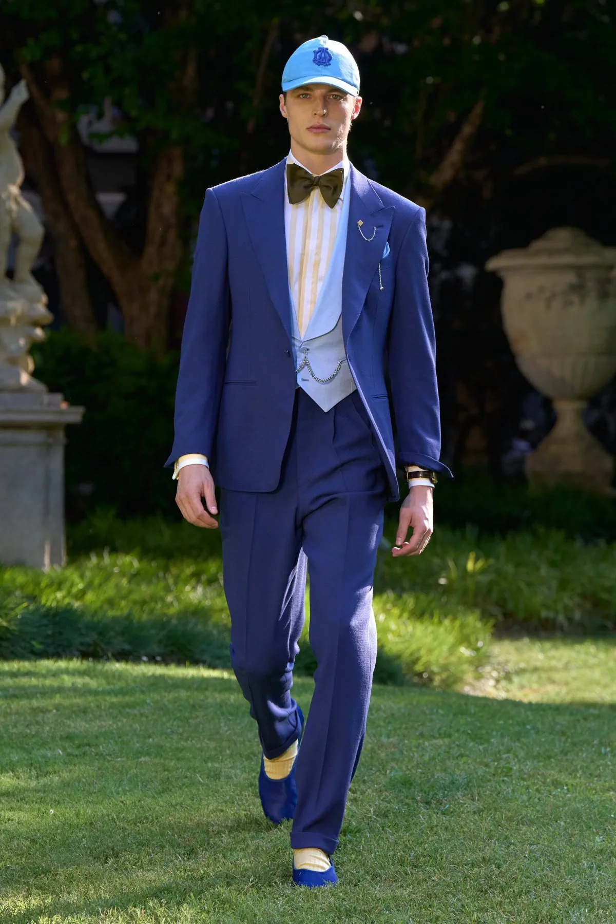 La collection Printemps 2026 de dunhill révèle une élégance aristocratique teintée de rock