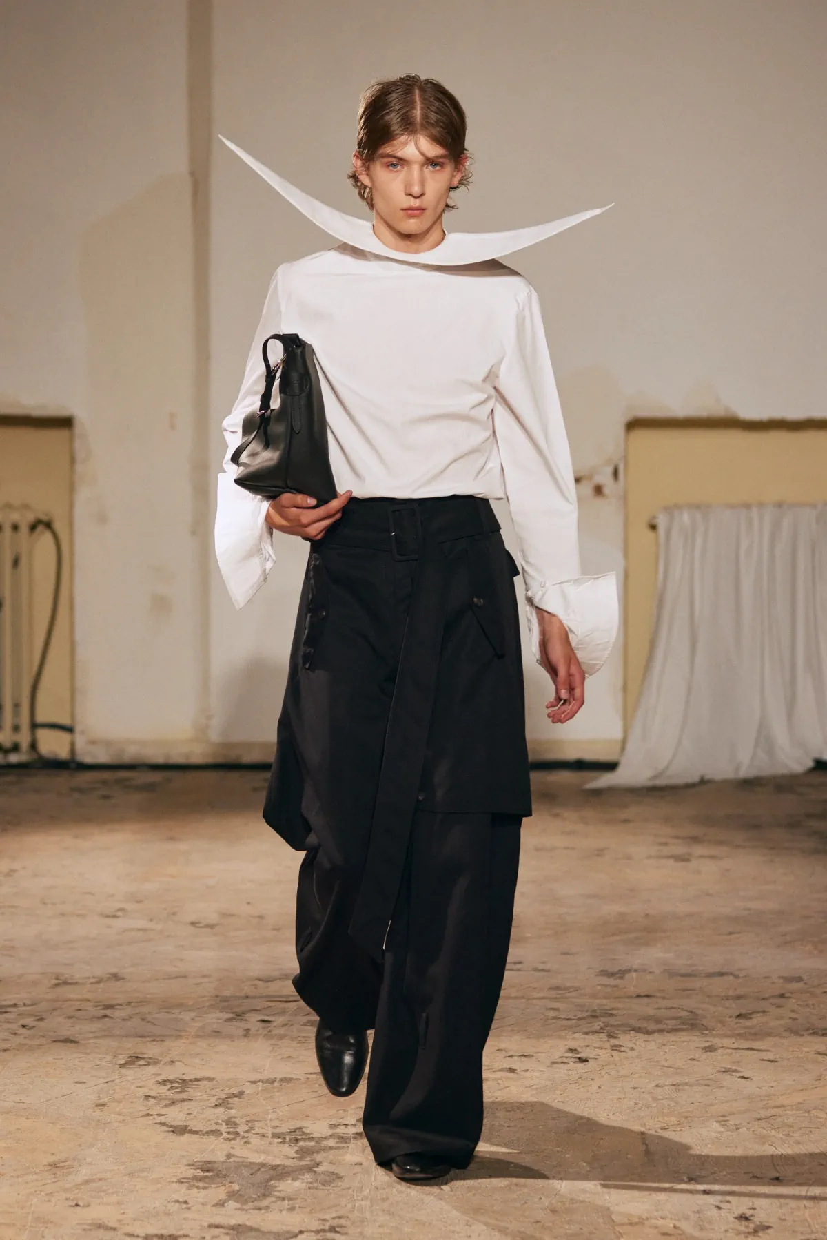Egonlab Spring Summer 2026 Paris Fashion Week 2 Pour le printemps 2026, EGONLAB rend hommage à la Bretagne avec une élégance moderne