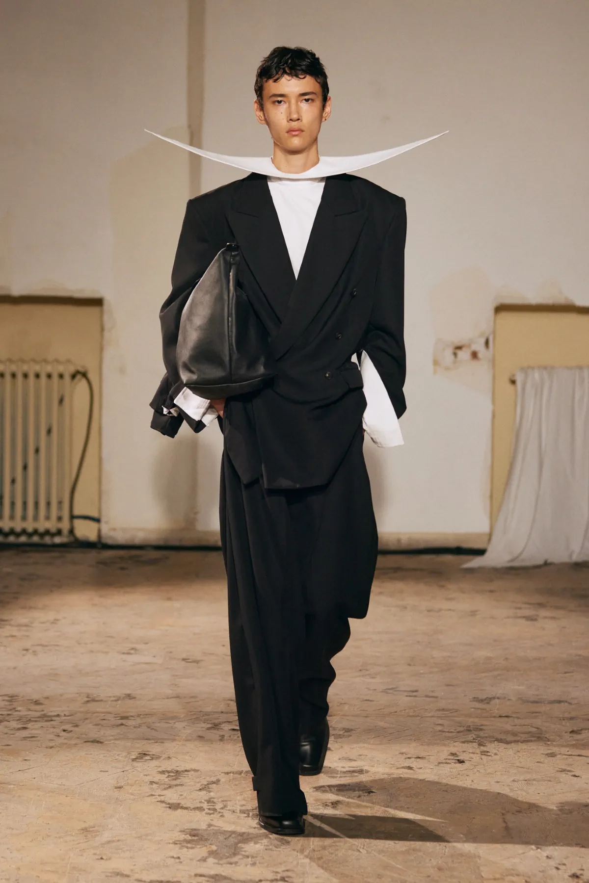 Egonlab Spring Summer 2026 Paris Fashion Week 3 Pour le printemps 2026, EGONLAB rend hommage à la Bretagne avec une élégance moderne