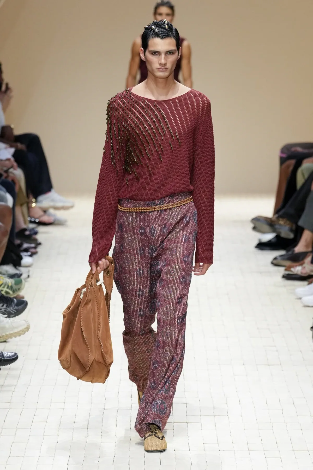 Giorgio Armani dévoile sa collection printemps 2026 d'Emporio Armani, inspirée du Maroc