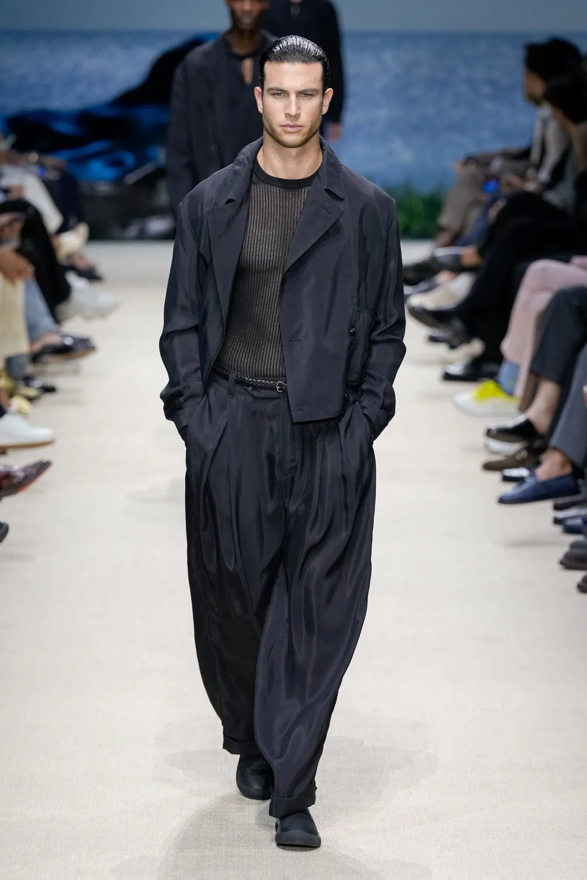 Giorgio Armani Printemps 2026 : une élégance intemporelle