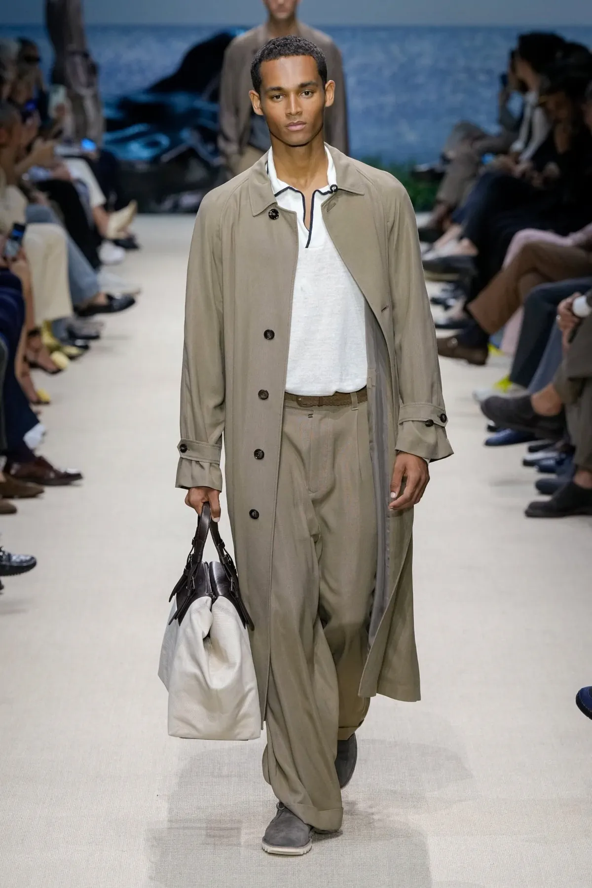 Giorgio Armani Printemps 2026 : une élégance intemporelle