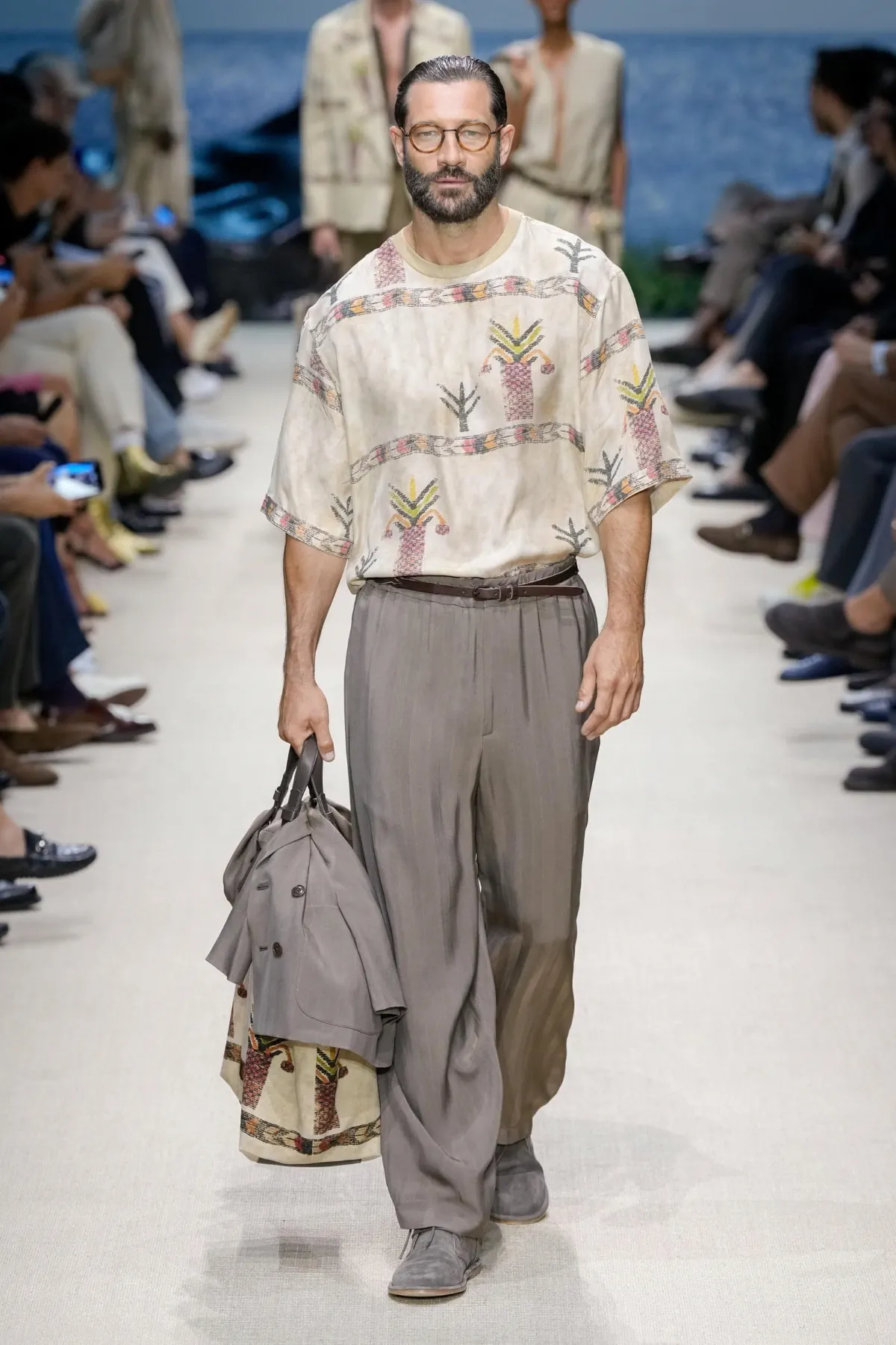 Giorgio Armani Printemps 2026 : une élégance intemporelle