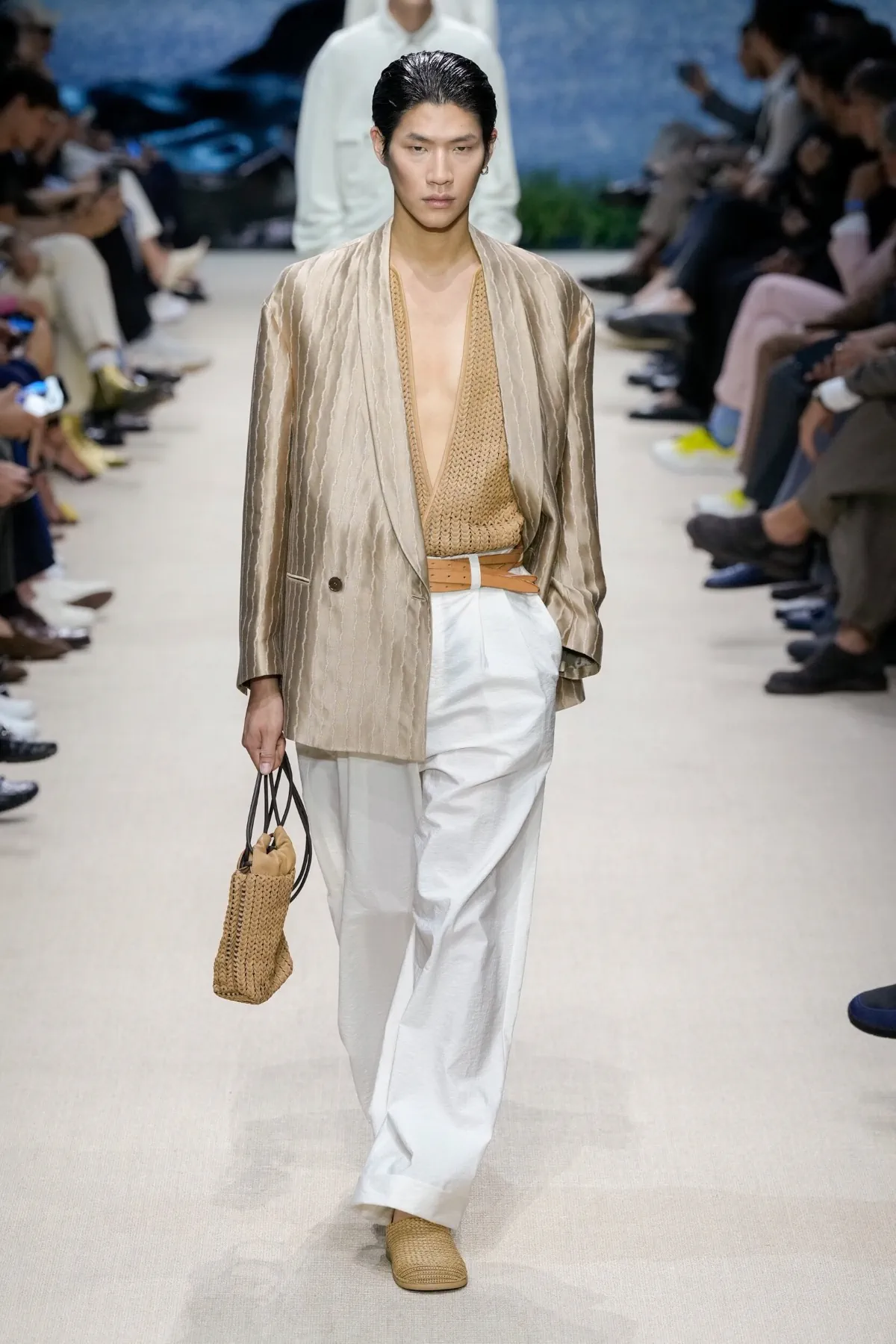 Giorgio Armani Printemps 2026 : une élégance intemporelle