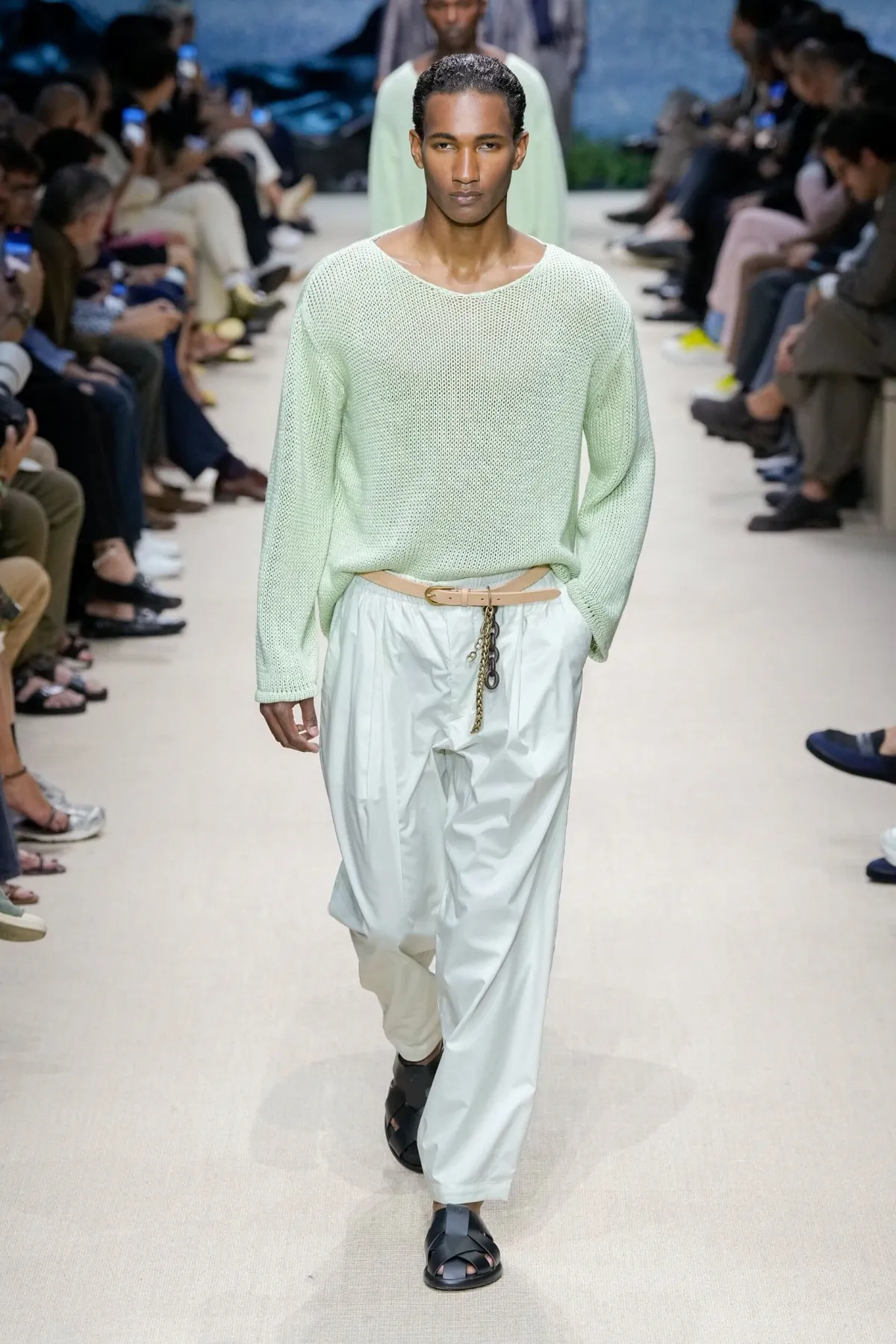 Giorgio Armani Printemps 2026 : une élégance intemporelle