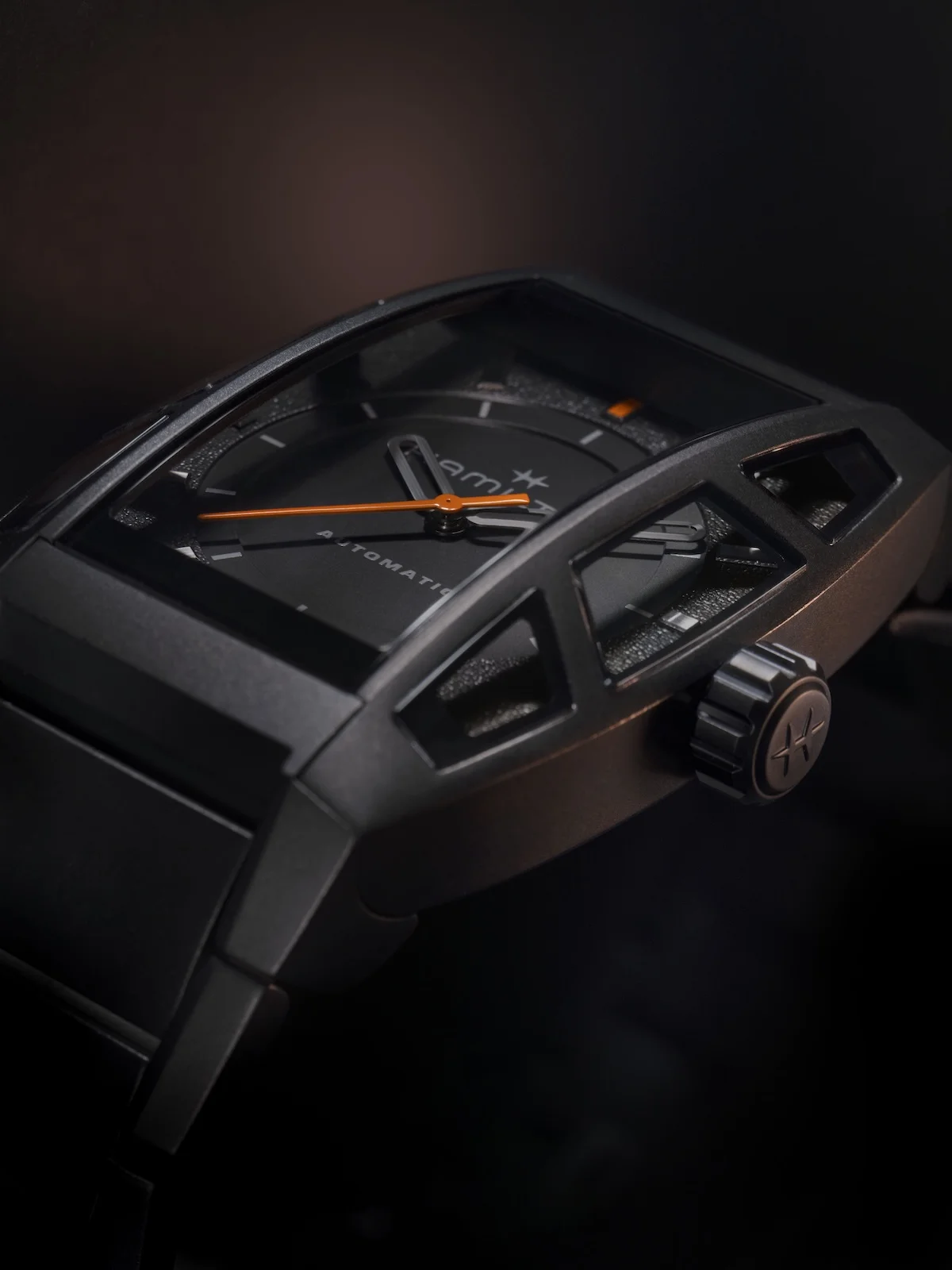 Hamilton x Death Stranding 2 4 Hamilton dévoile une édition limitée inspirée du jeu vidéo Death Stranding 2