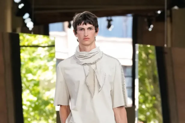 Hermès Printemps 2026 : une approche tactile de la mode masculine