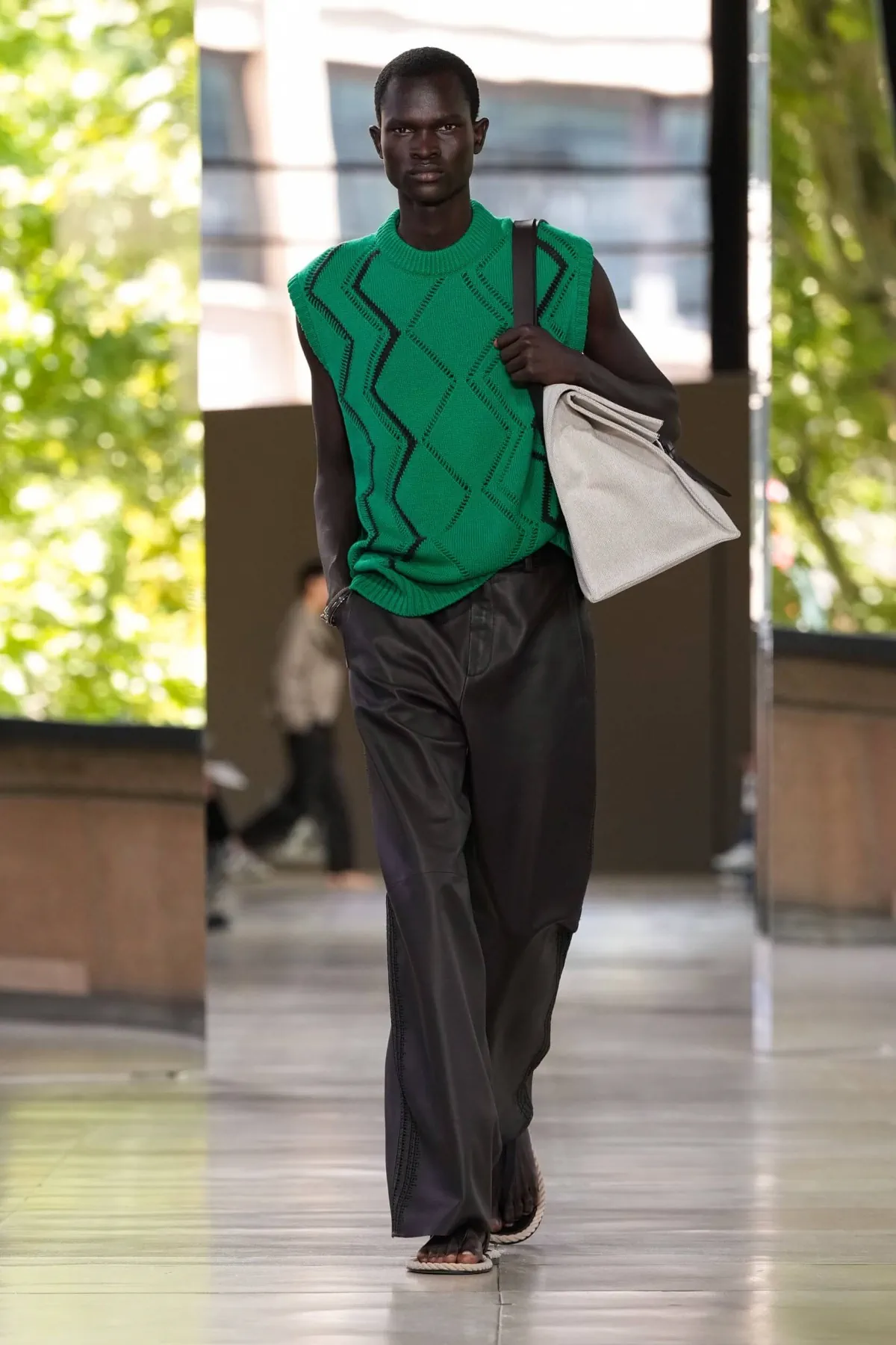 Hermès Printemps 2026 : une approche tactile de la mode masculine