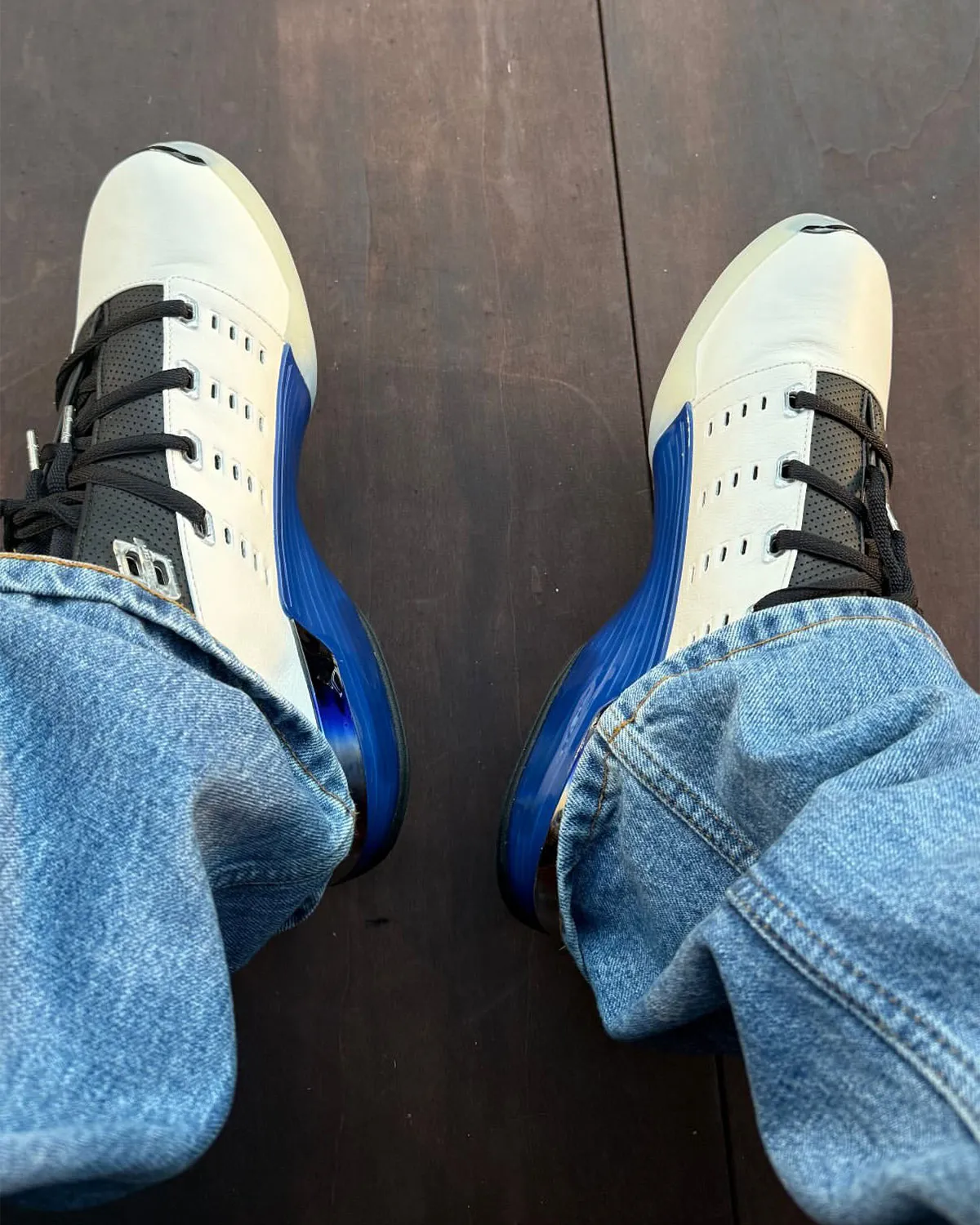 Infinite Archives x Air Jordan 17 Low 1 Infinite Archives dévoile sa première collaboration officielle avec la Air Jordan 17 Low