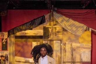 Pour le printemps 2026, Jah Jah transforme le vêtement en manifeste