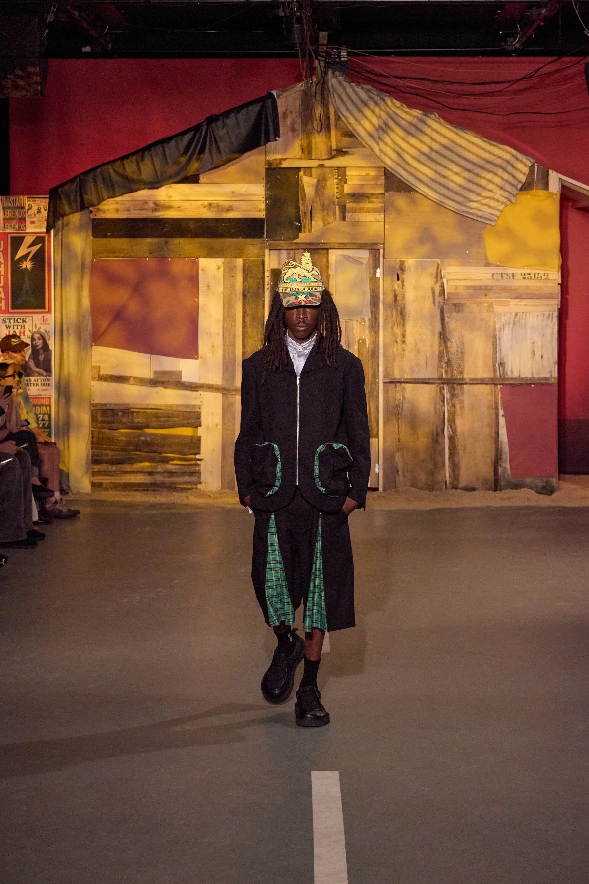 Jah Jah Spring Summer 2026 Paris Fashion Week 2 Pour le printemps 2026, Jah Jah transforme le vêtement en manifeste