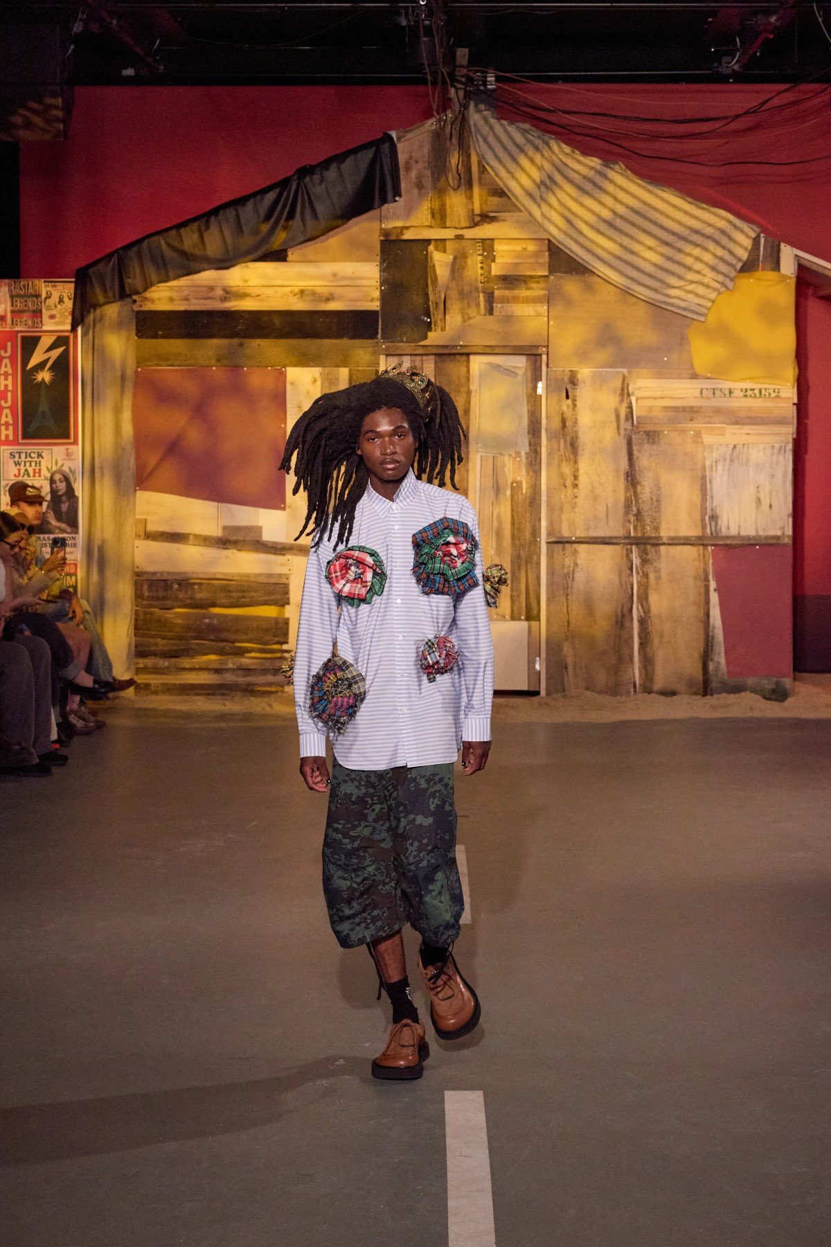 Pour le printemps 2026, Jah Jah transforme le vêtement en manifeste