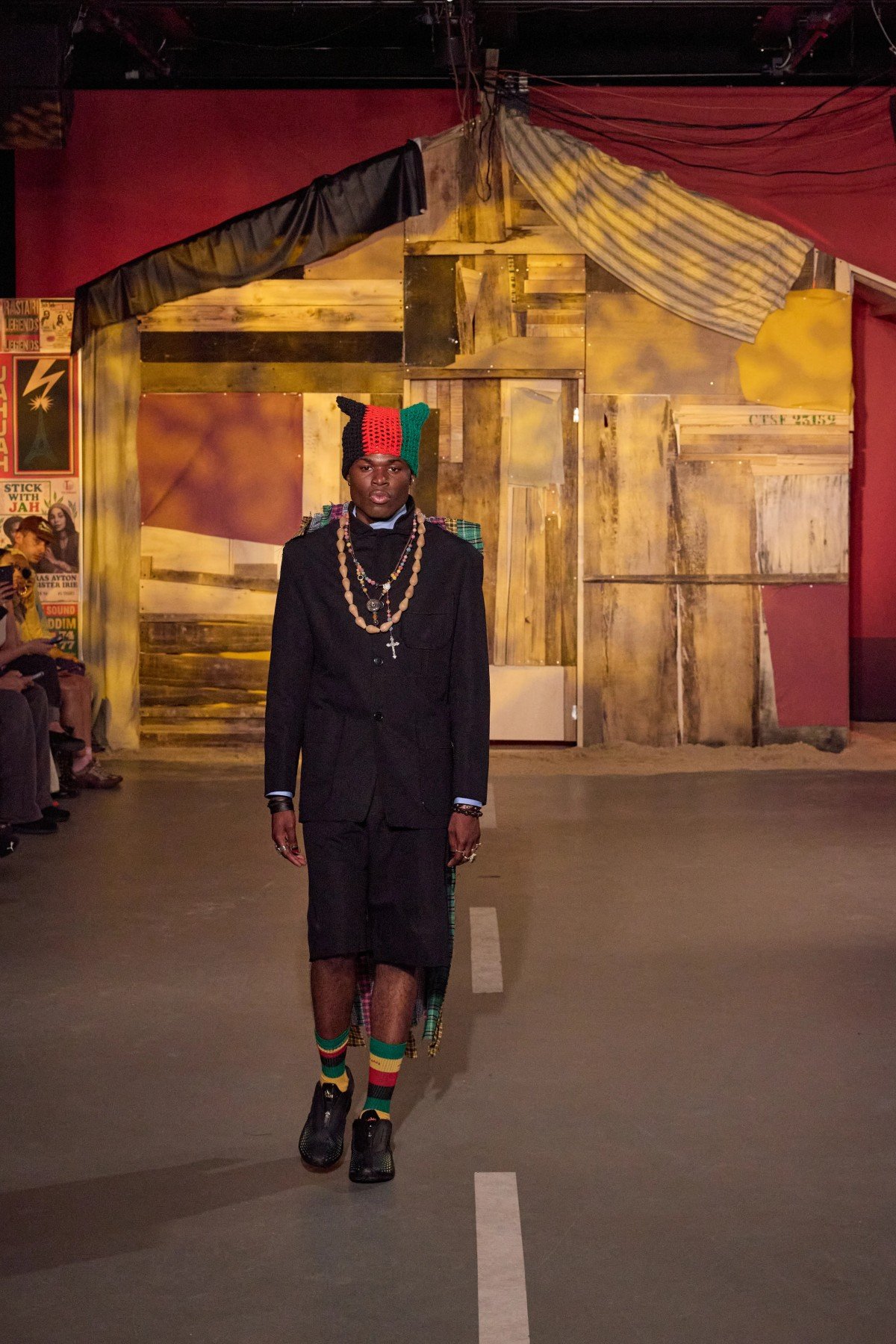 Pour le printemps 2026, Jah Jah transforme le vêtement en manifeste