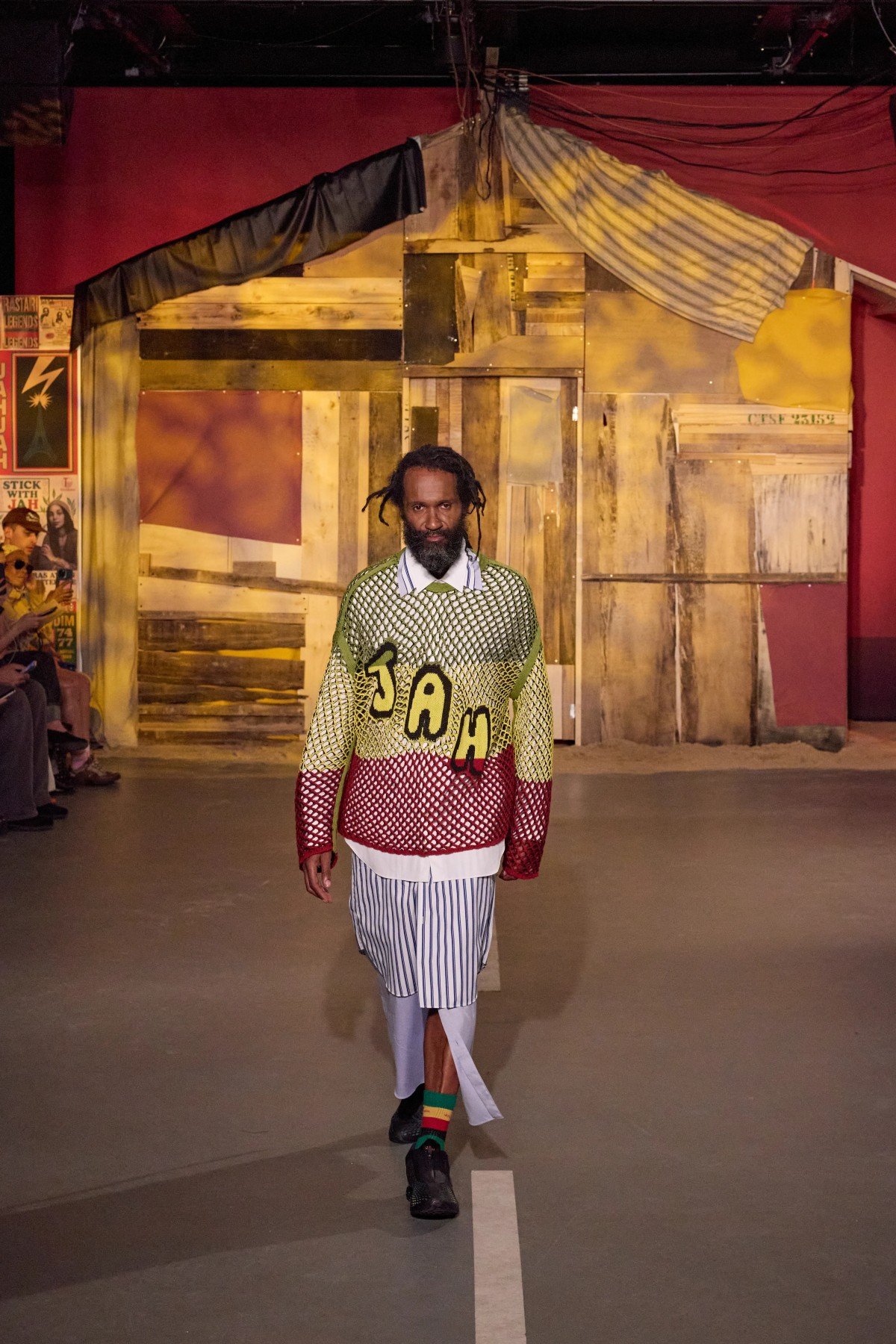 Pour le printemps 2026, Jah Jah transforme le vêtement en manifeste
