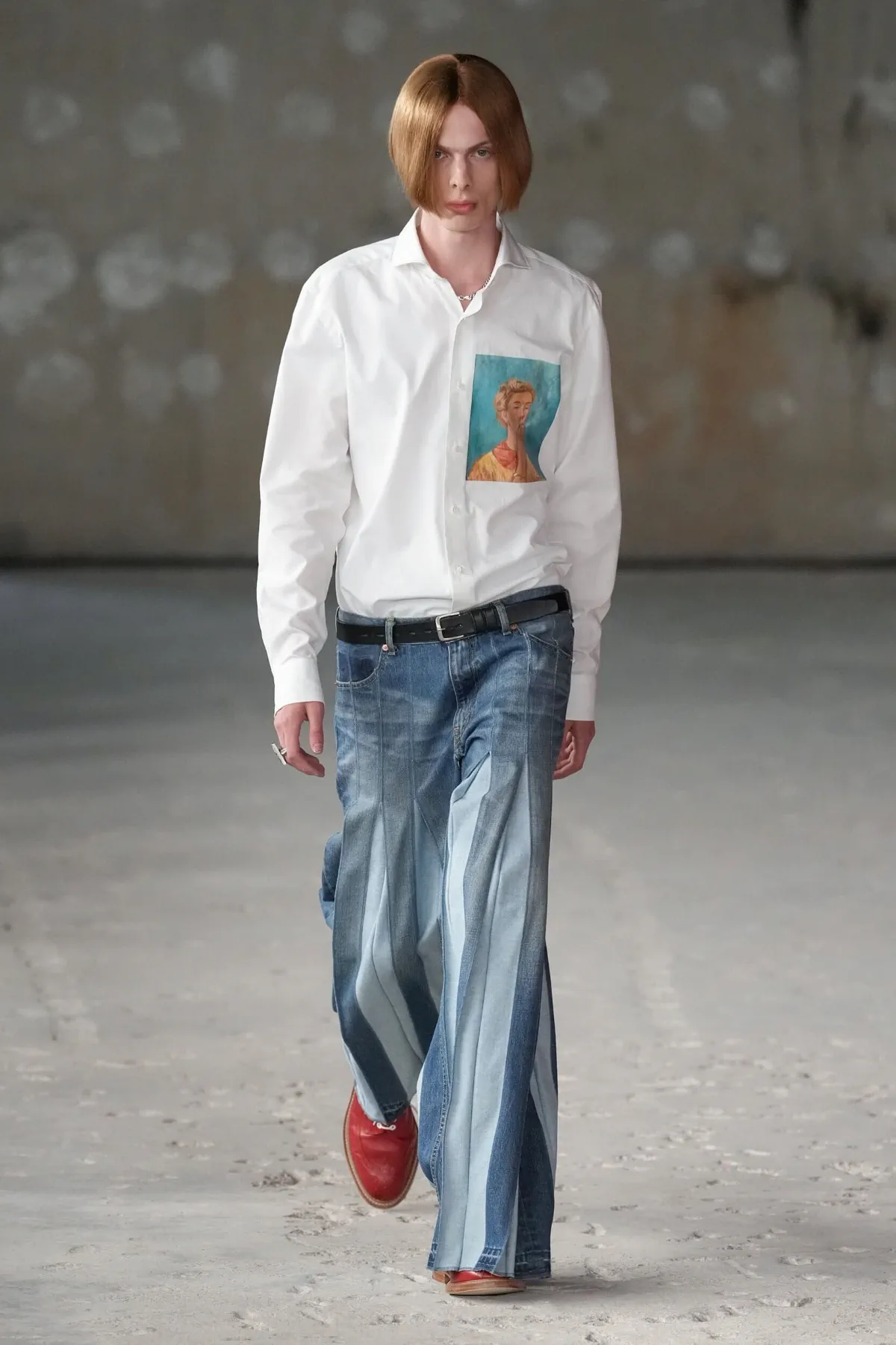 Pour le printemps 2026, Junya Watanabe réinvente le dandy parisien