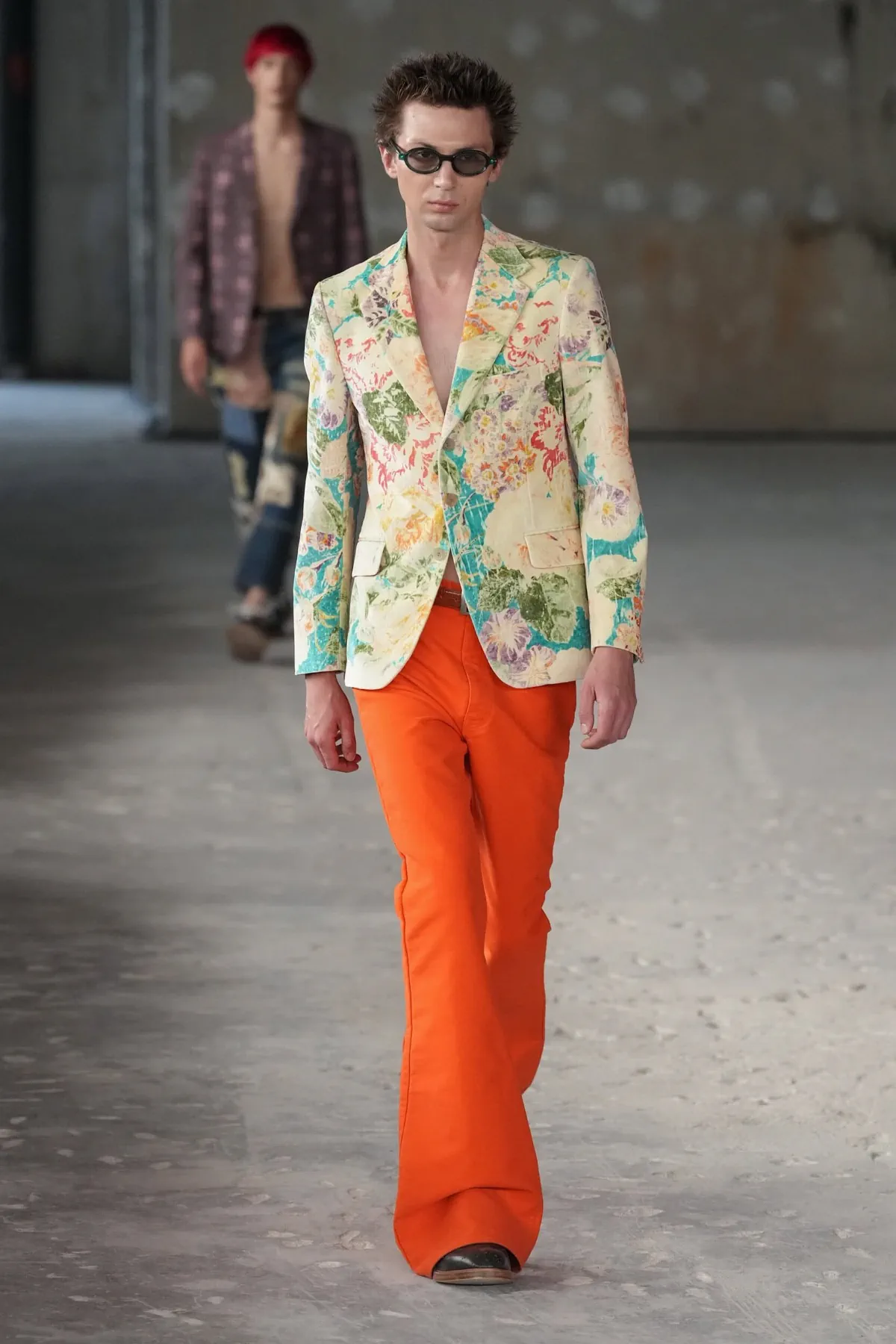 Pour le printemps 2026, Junya Watanabe réinvente le dandy parisien